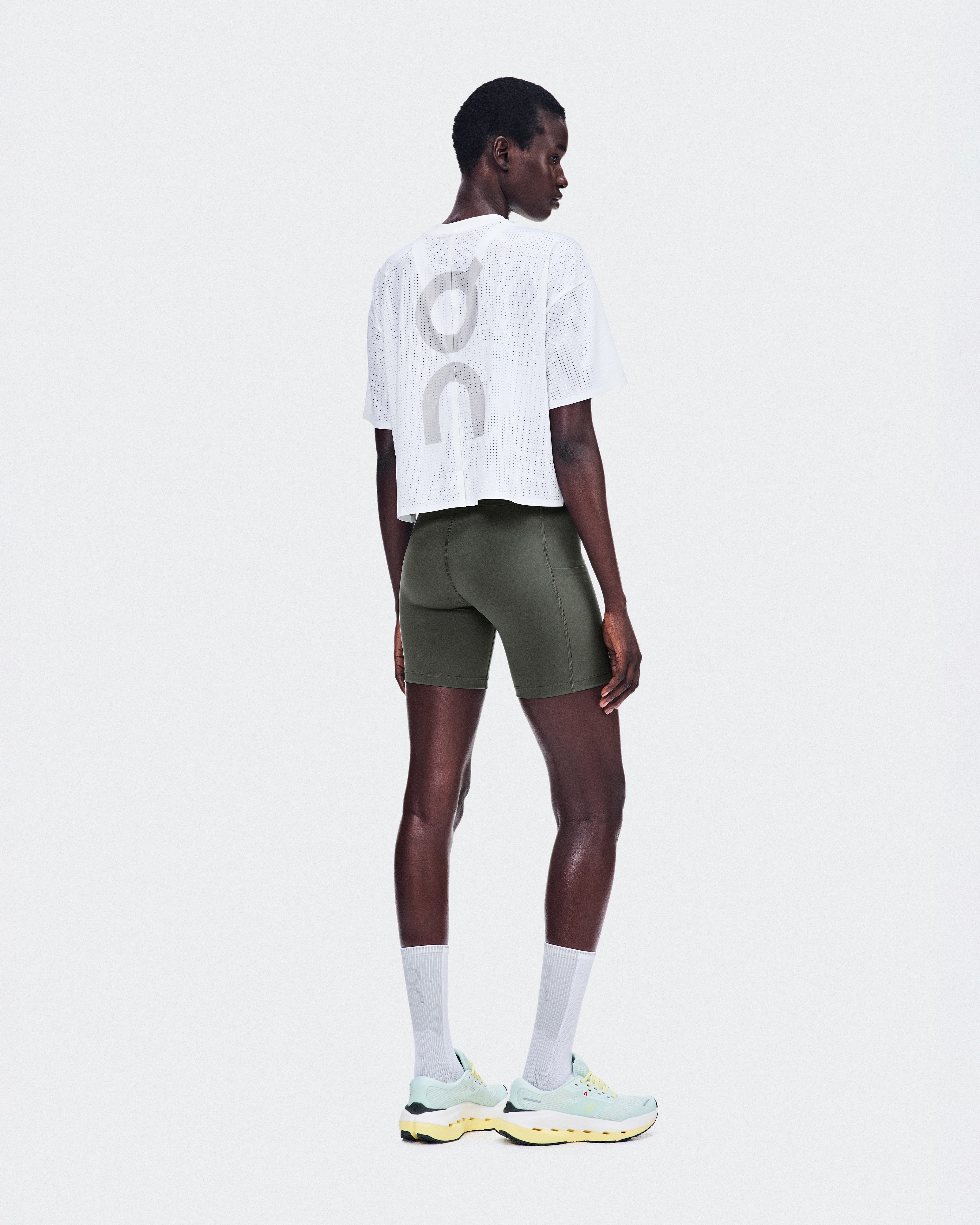 On Cropped Run-T LN1 White Unisex Tops and t-shirts