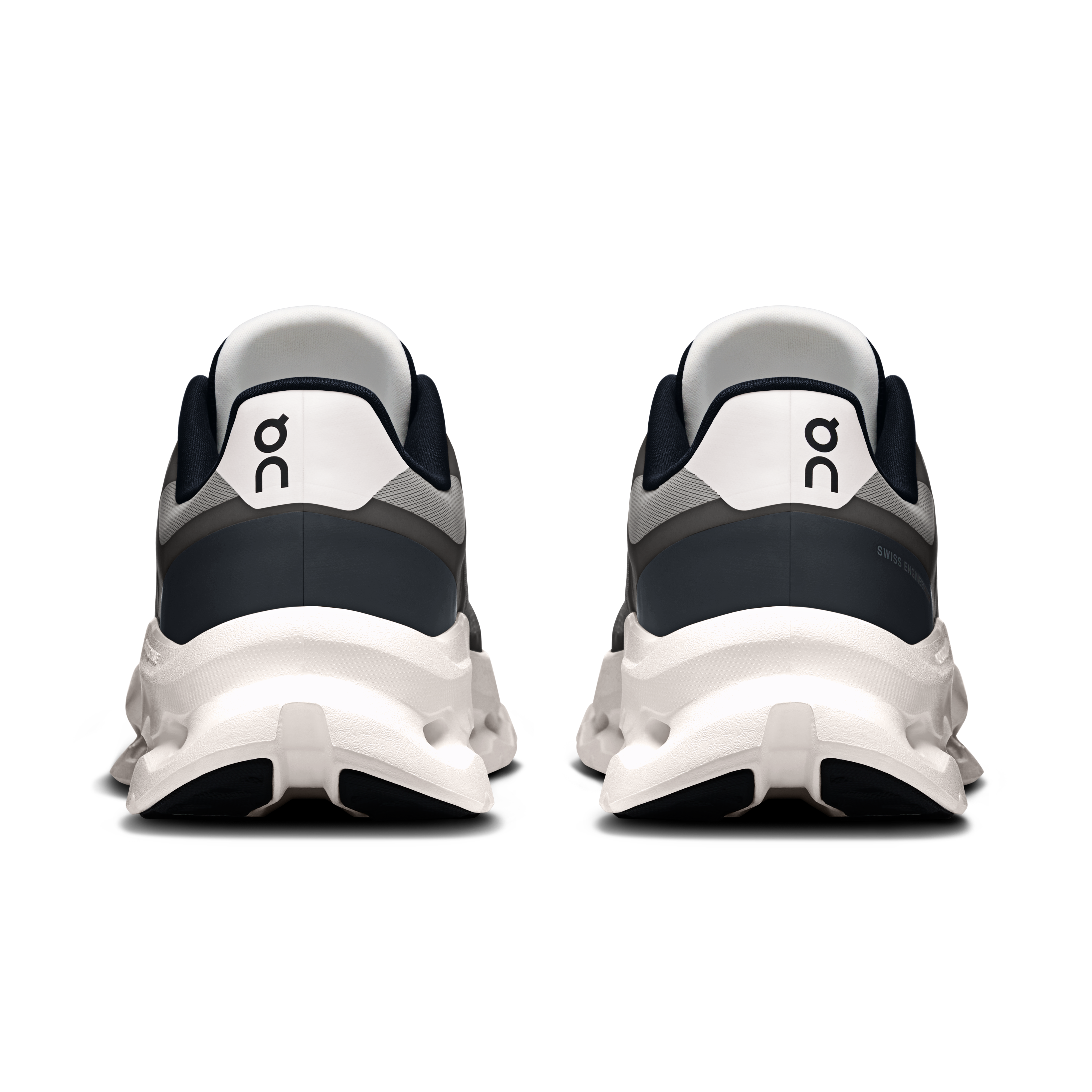 Cloudtilt RemixMen / Black | Ivory / 44