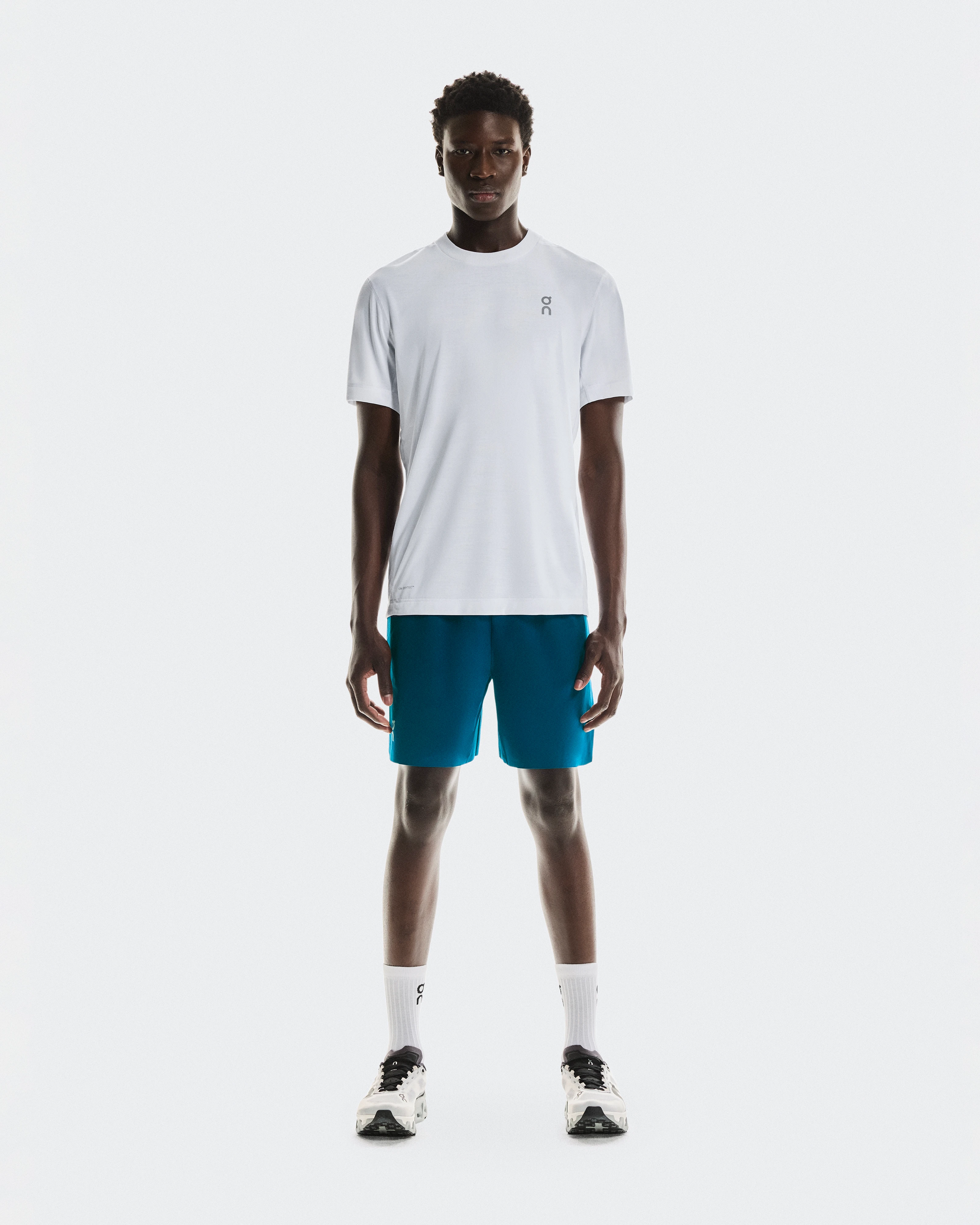 On Train Shorts Tempest Men Shorts