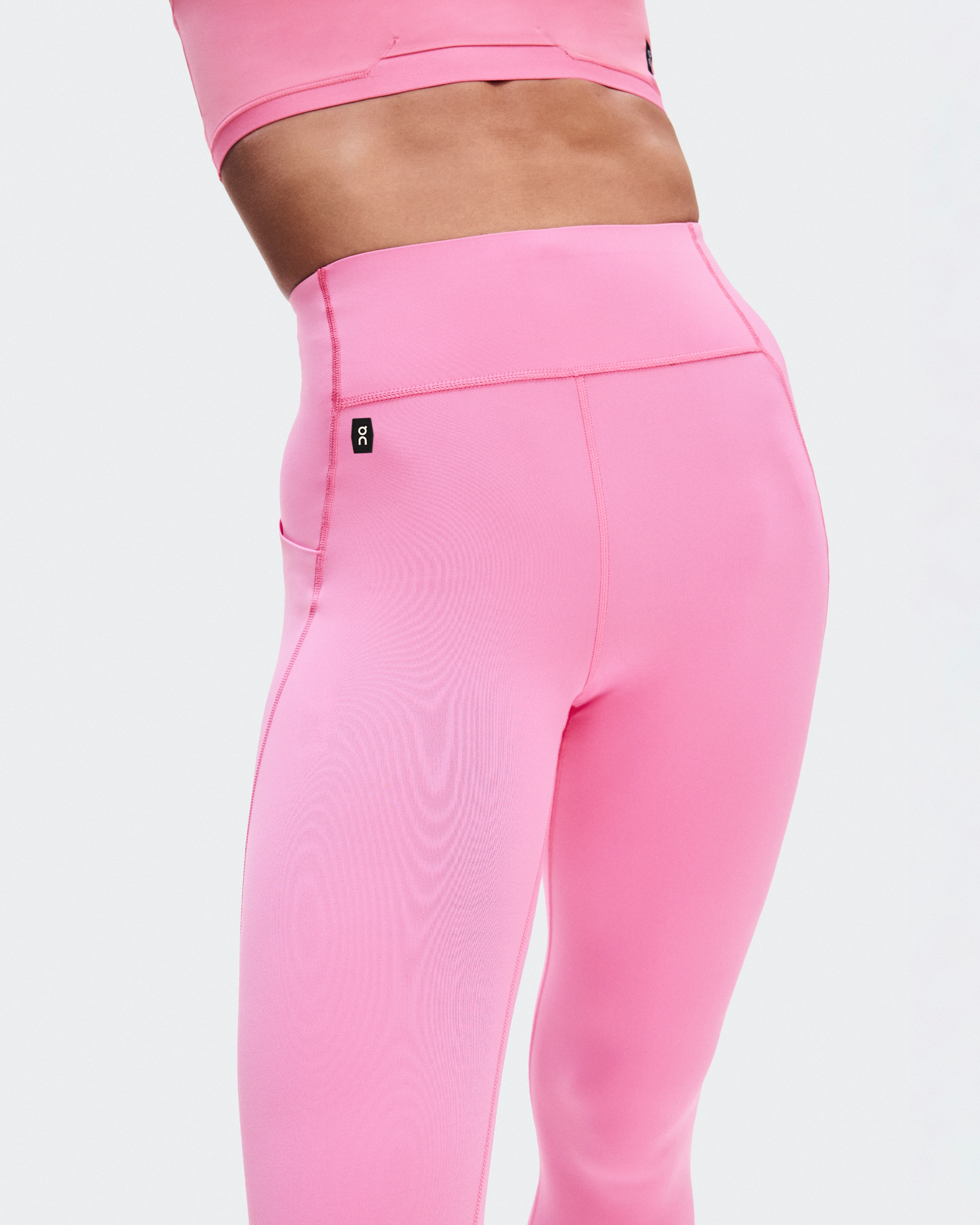 On Train Tights Bubblegum Women Tights