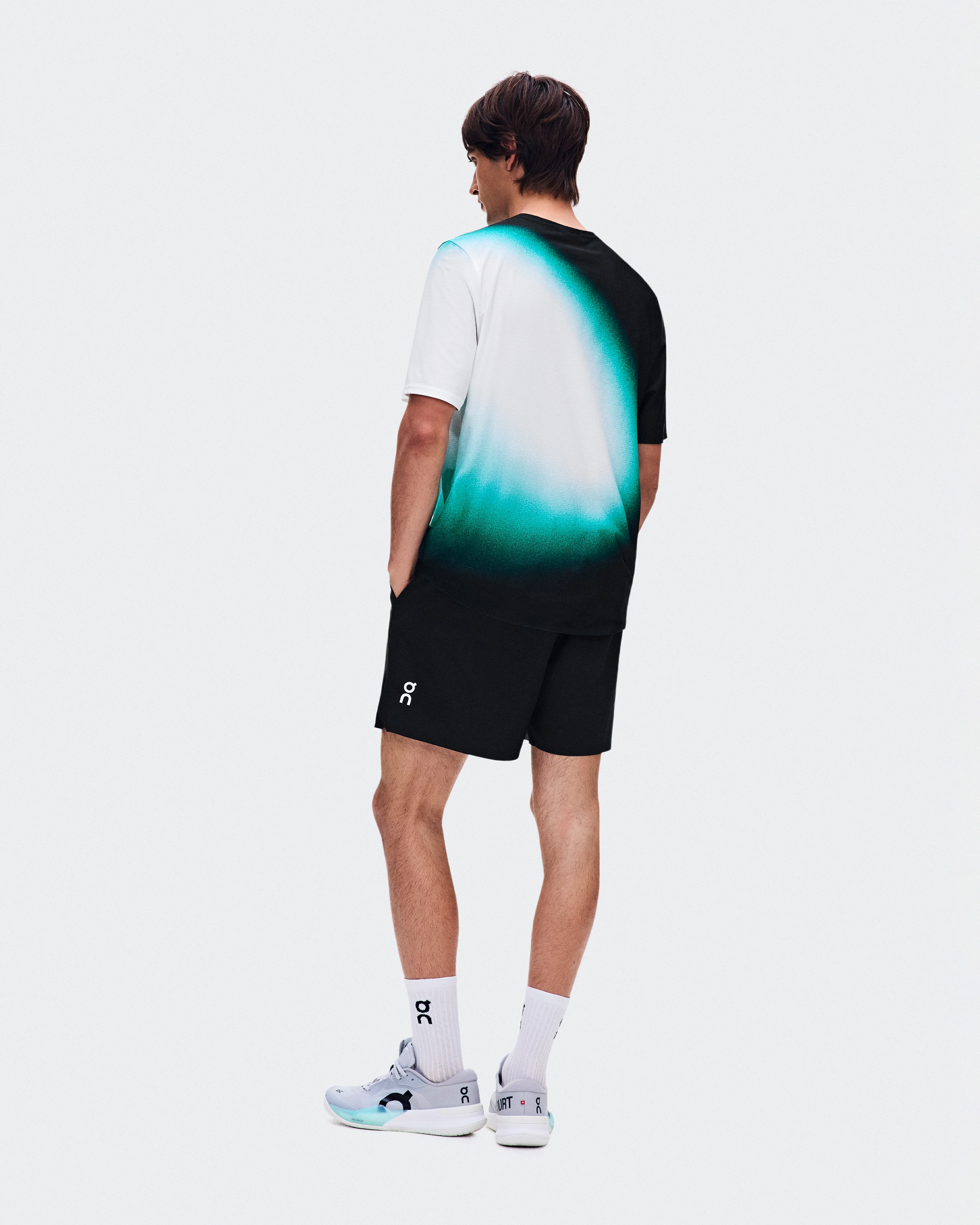 On Court-T Swing Black & Neem Homme Hauts et t-shirts