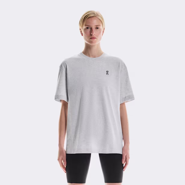 Club-T Court Short-Sleeve Shirt in Heather Gray/Pink