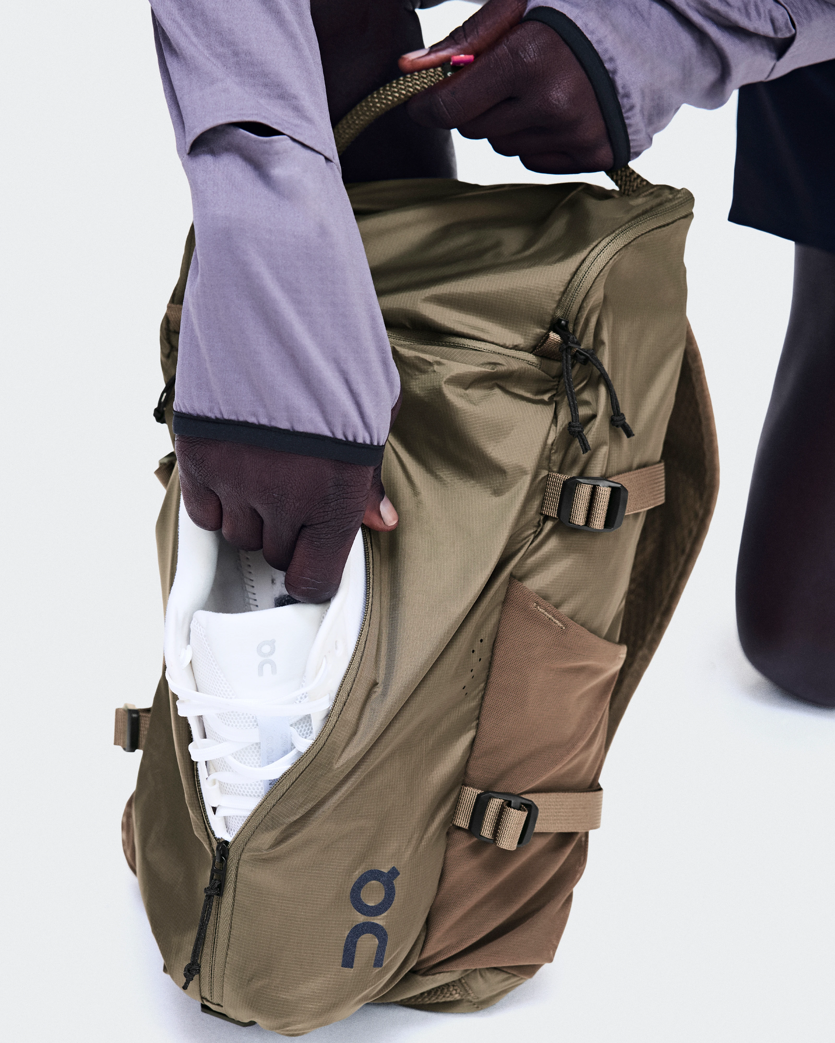 On Speed Pack 18L Lite Olive Unisex Taschen