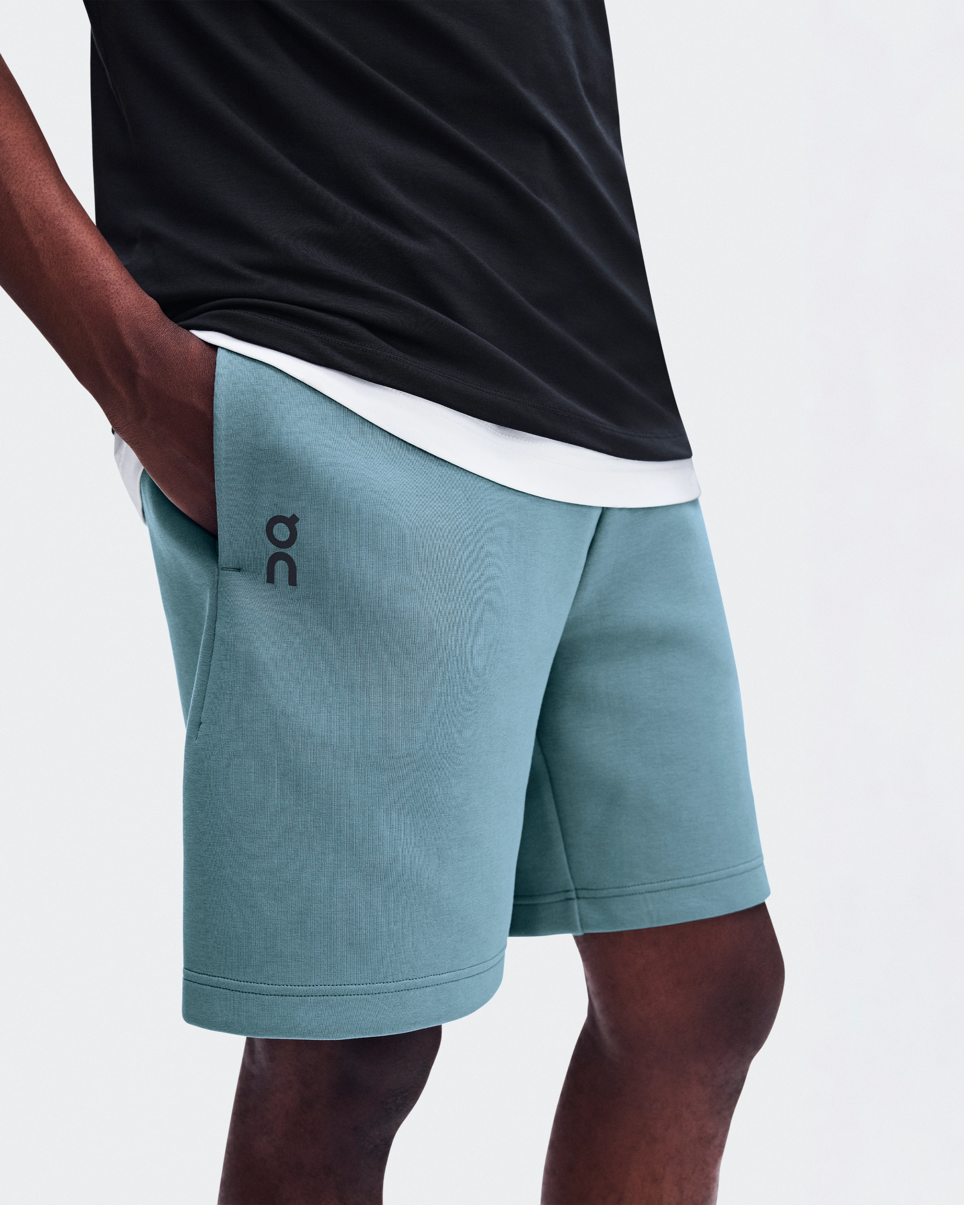 On Focus Tech Shorts Agave Men Shorts