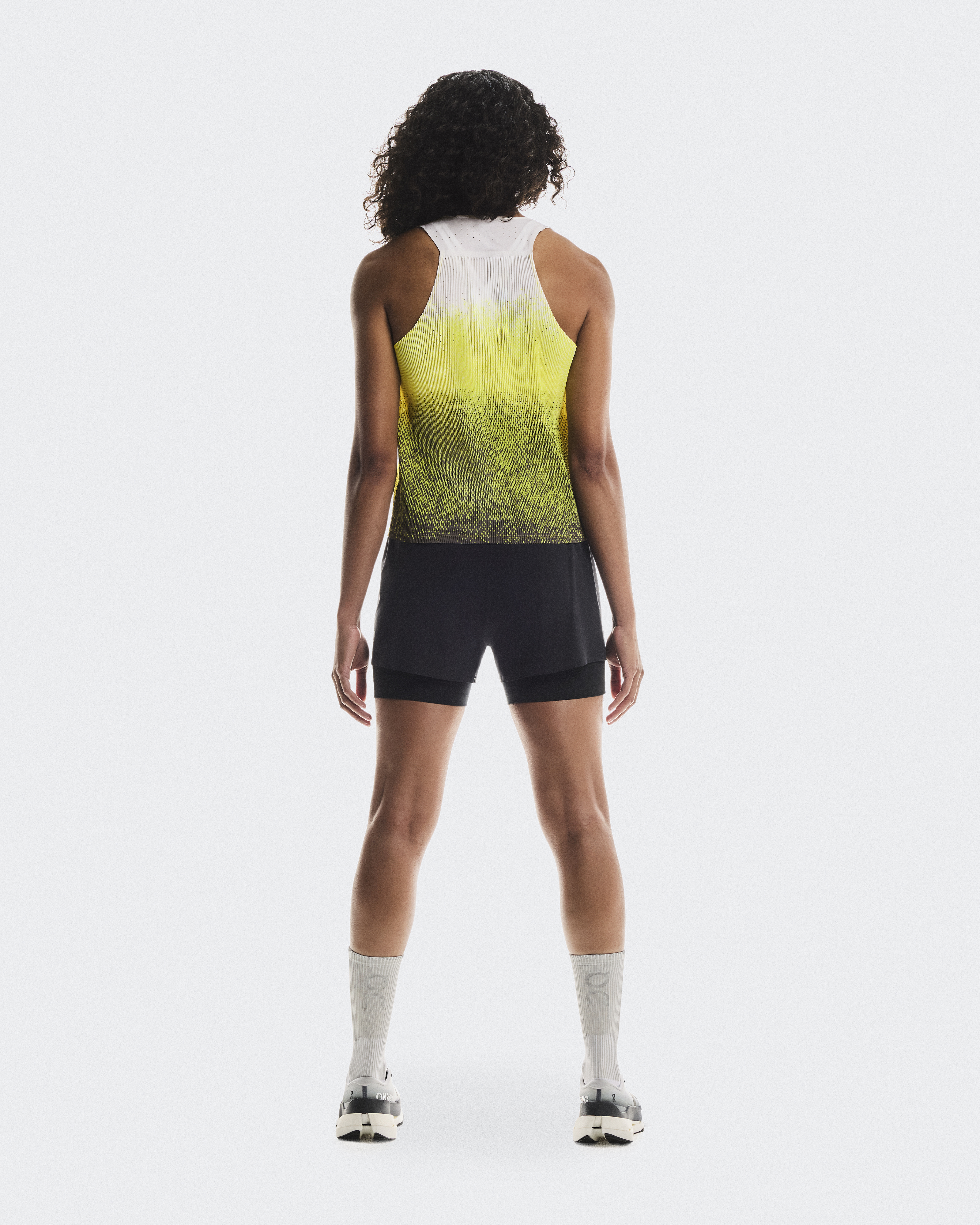 On - On Race Singlet サイズxs Women's Race Singlet | Yellow | On Japan