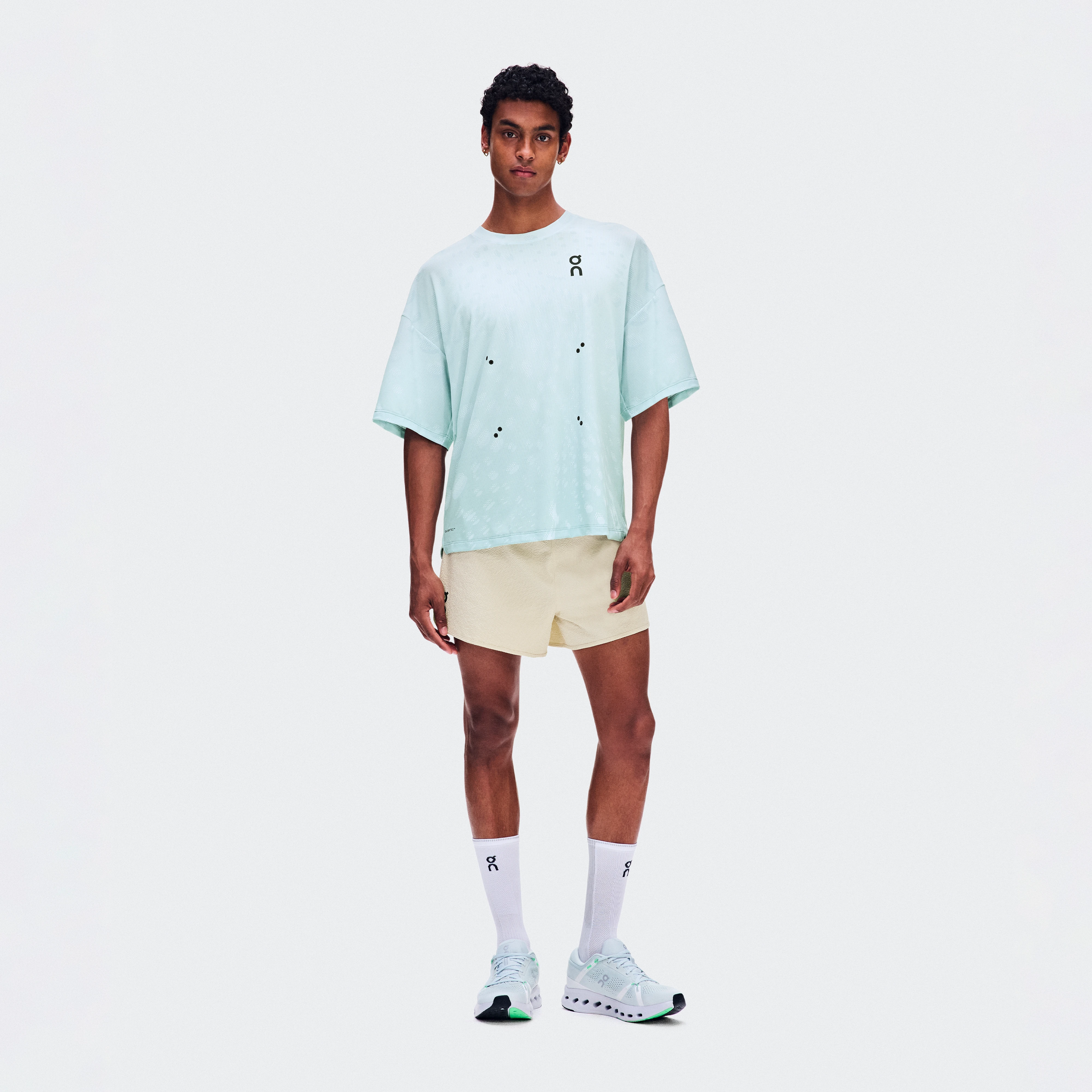 On Performance Volt Shorts Hare Men – Running, training Shorts