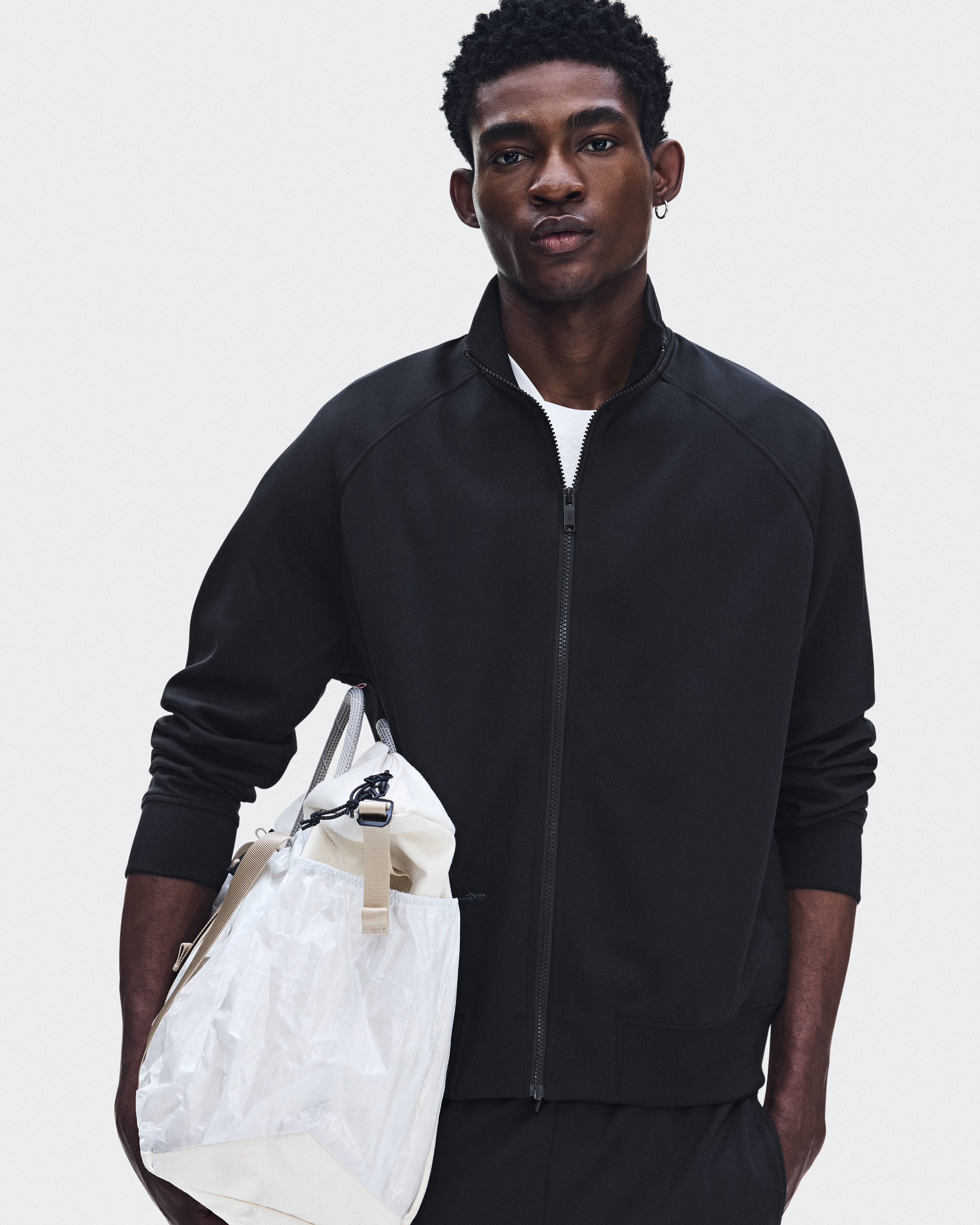 Men's Courtside Full-Zip | Black | On Latvia