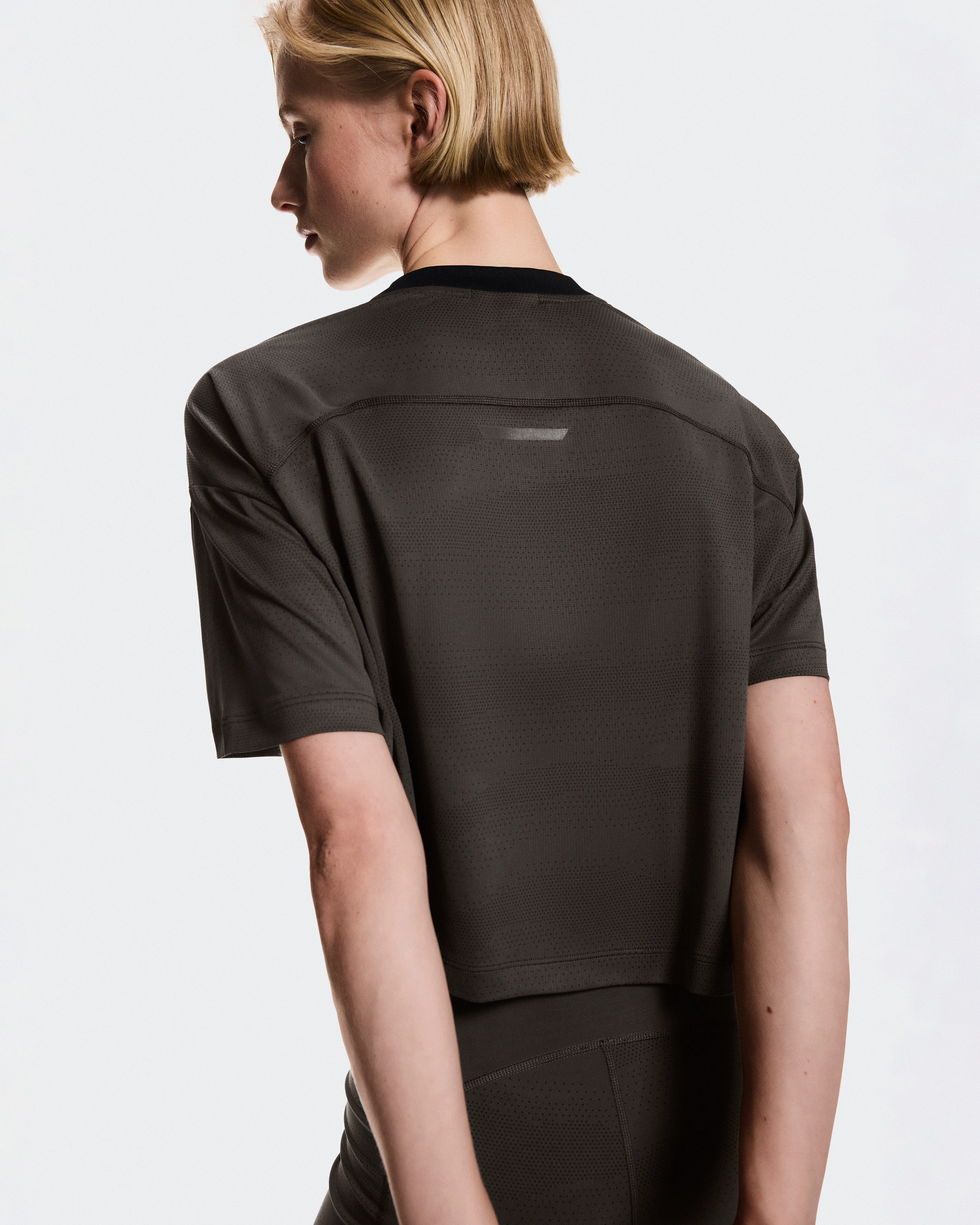 On Performance-T Erewhon Espresso & Black Women Tops and t-shirts