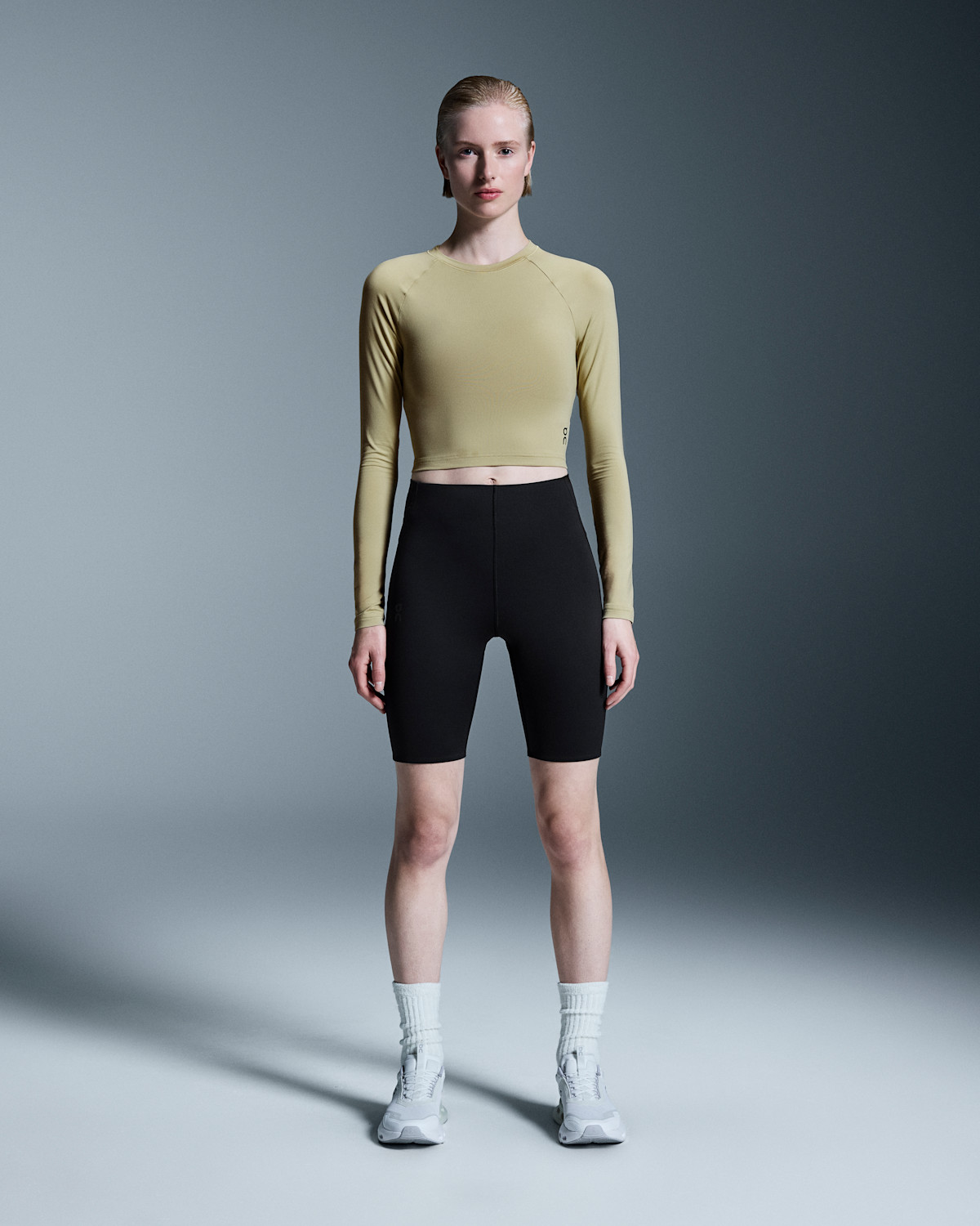 Women's Studio Long-T Crop