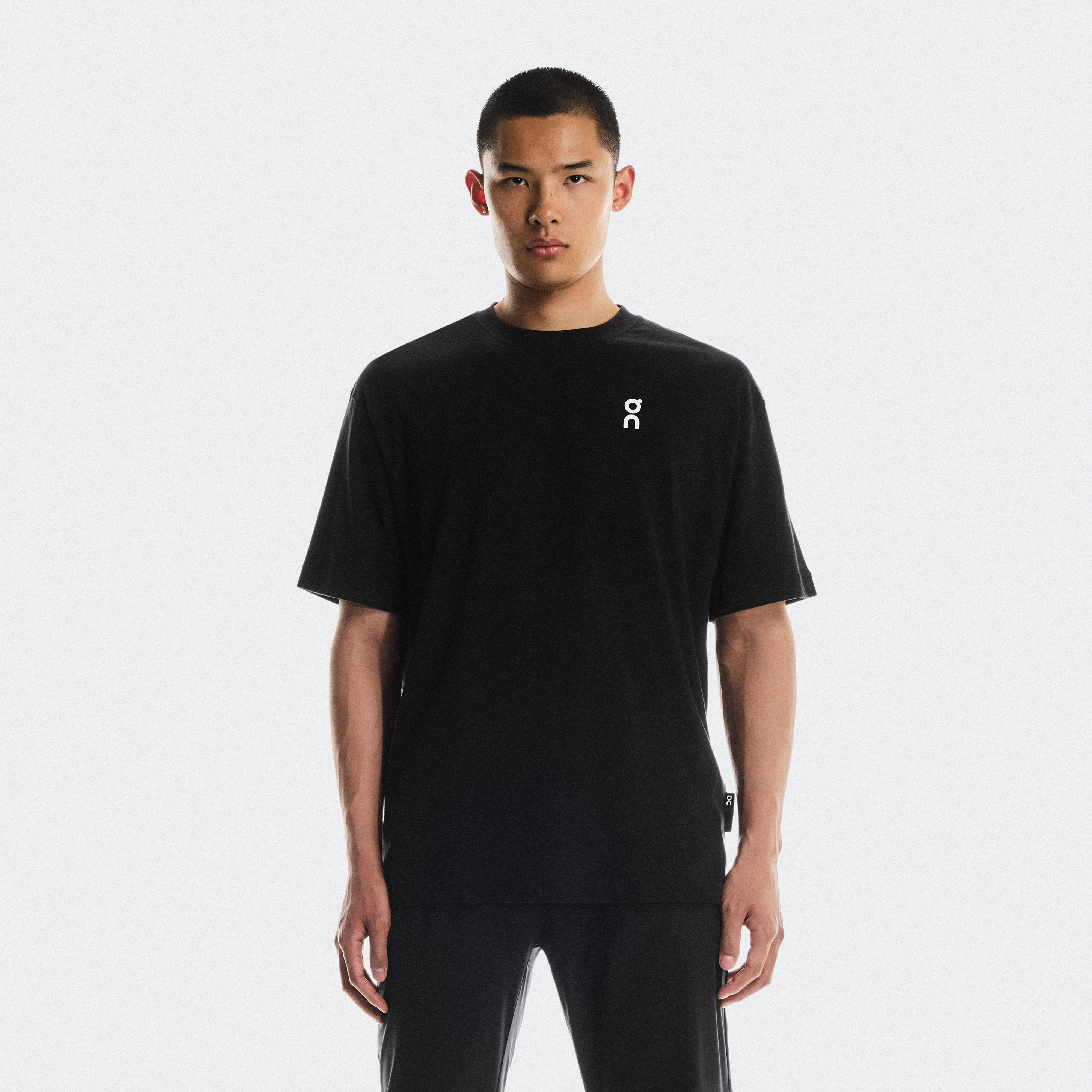 On Club T Graphic Black Green Men Men – All-day, travel, lifestyle Tops and t-shirts