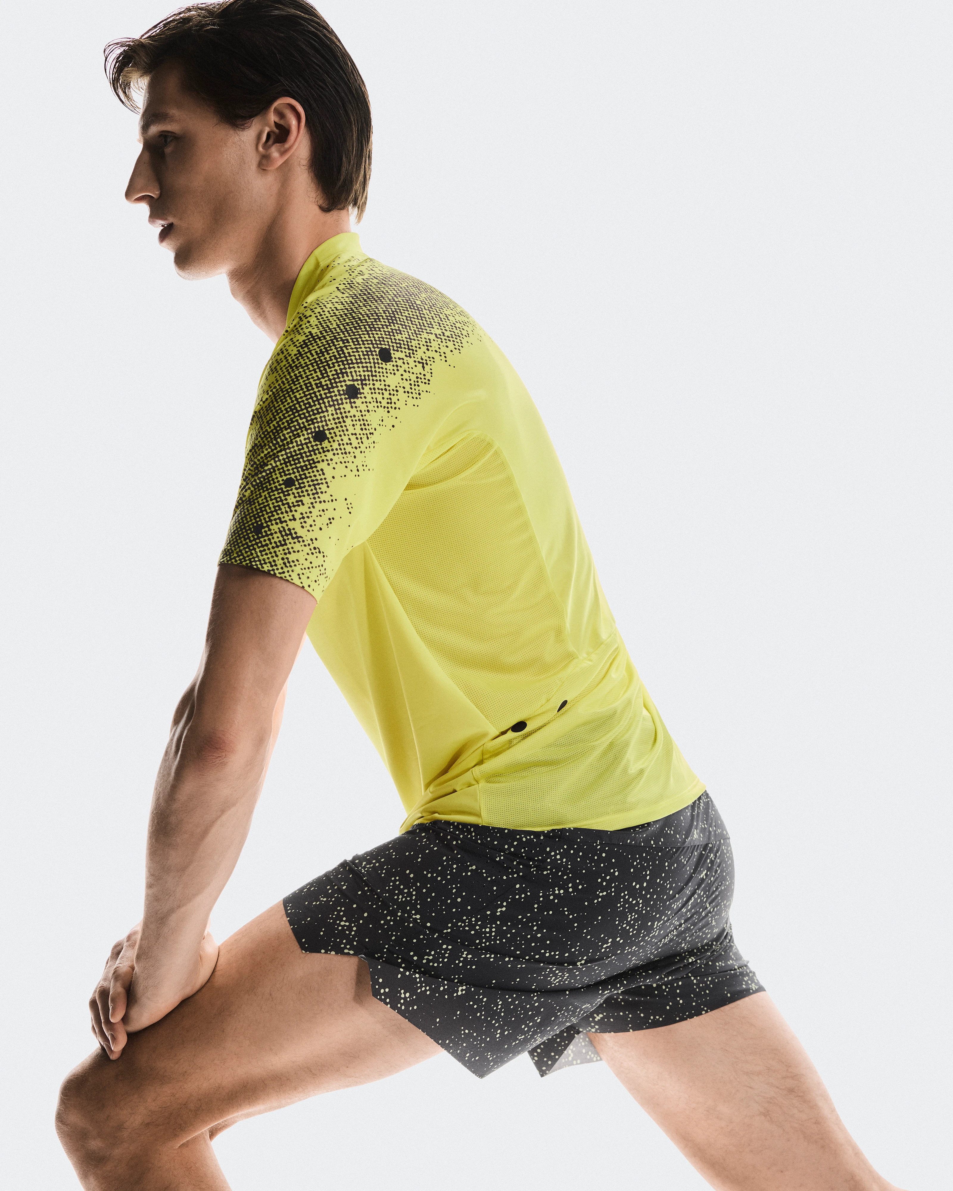 On Ultra Shorts Iron & Lime Men Shorts