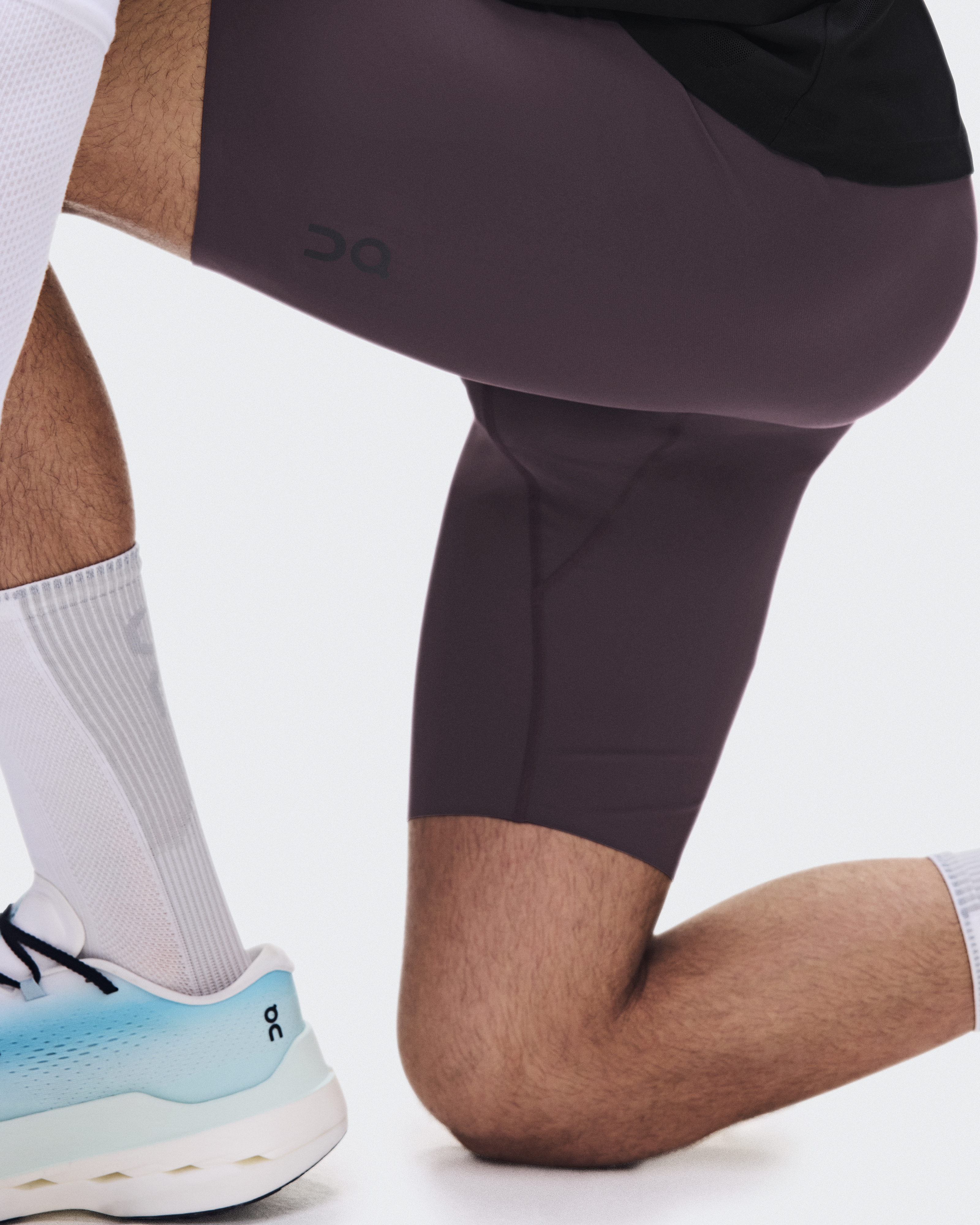 新品！未使用！On ゼロハーフタイツM Zero Half Tights メンズ Zero Half Tights | On 日本