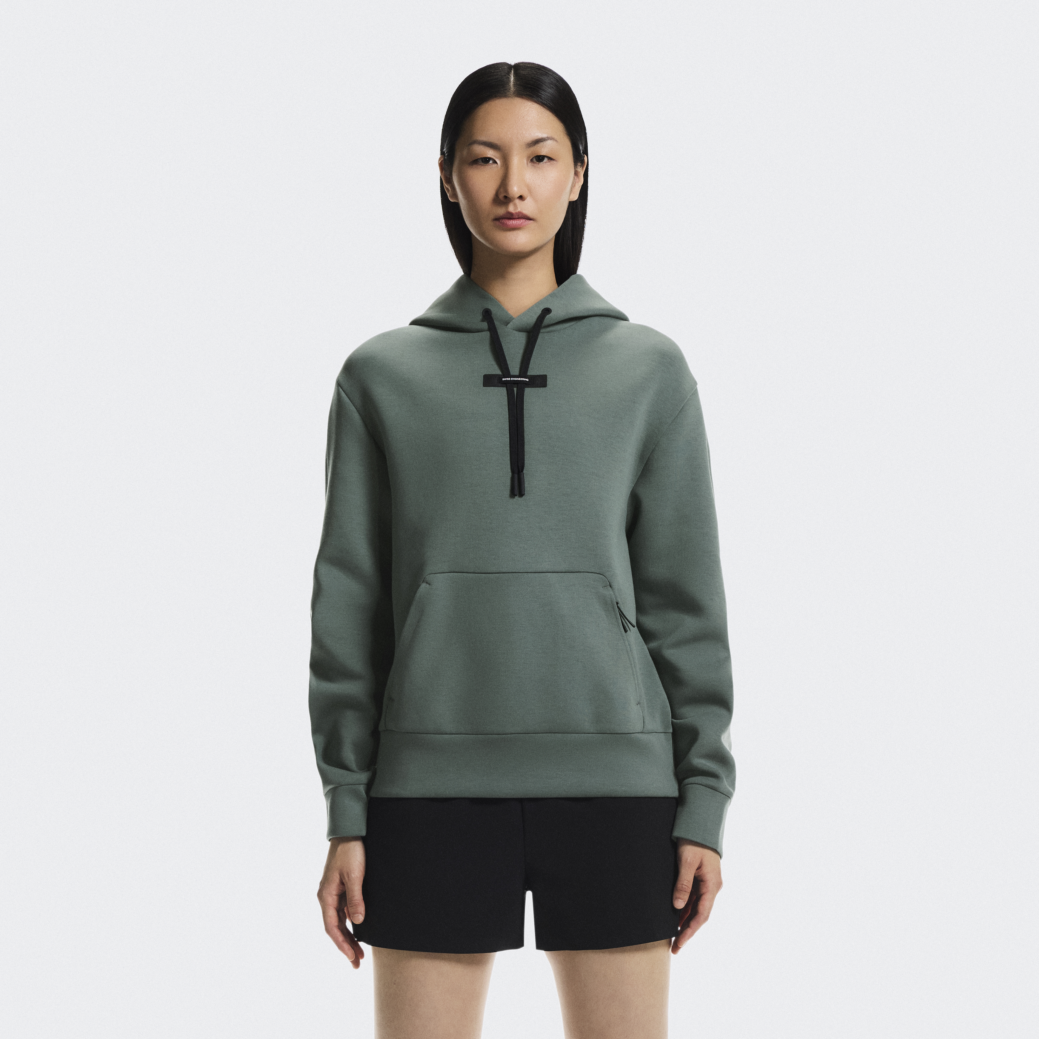 Focus Tech Hoodie in Olive