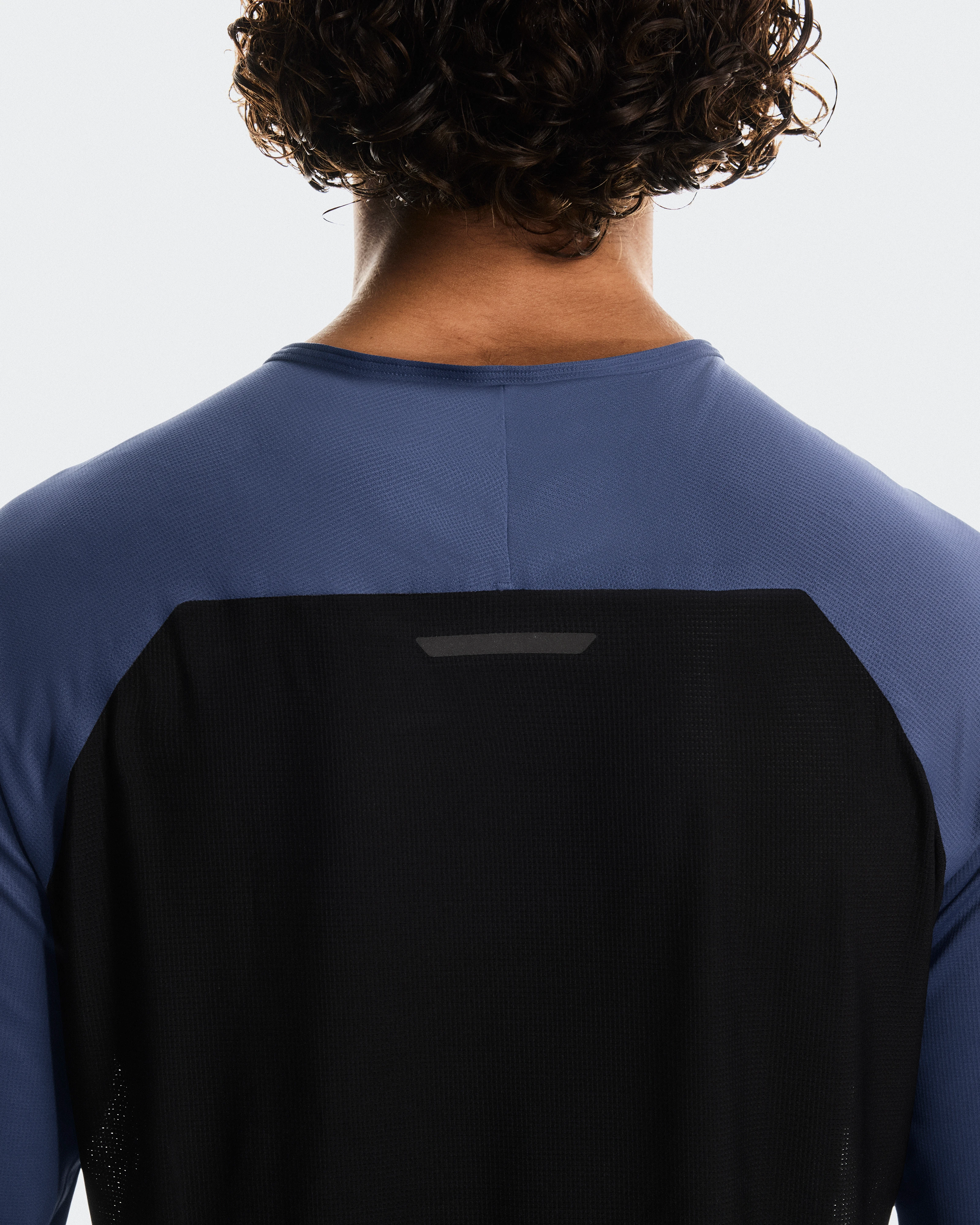 On Performance Long-T Acai & Black Men Tops and t-shirts
