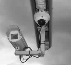 Camara de seguridad tipo domo y tipo bala fondo gris