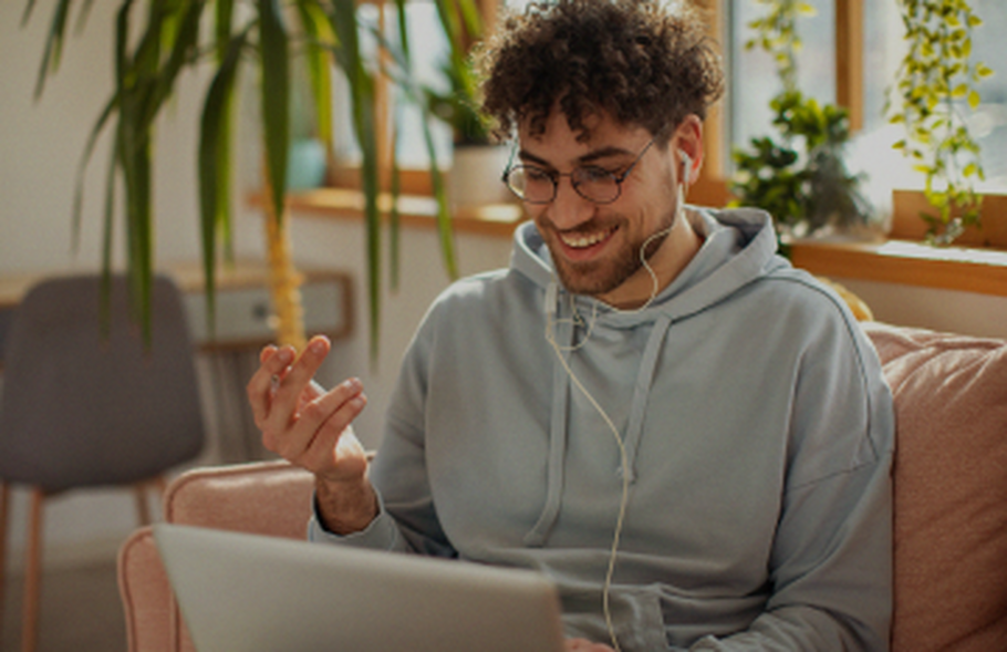Man looking at the laptop