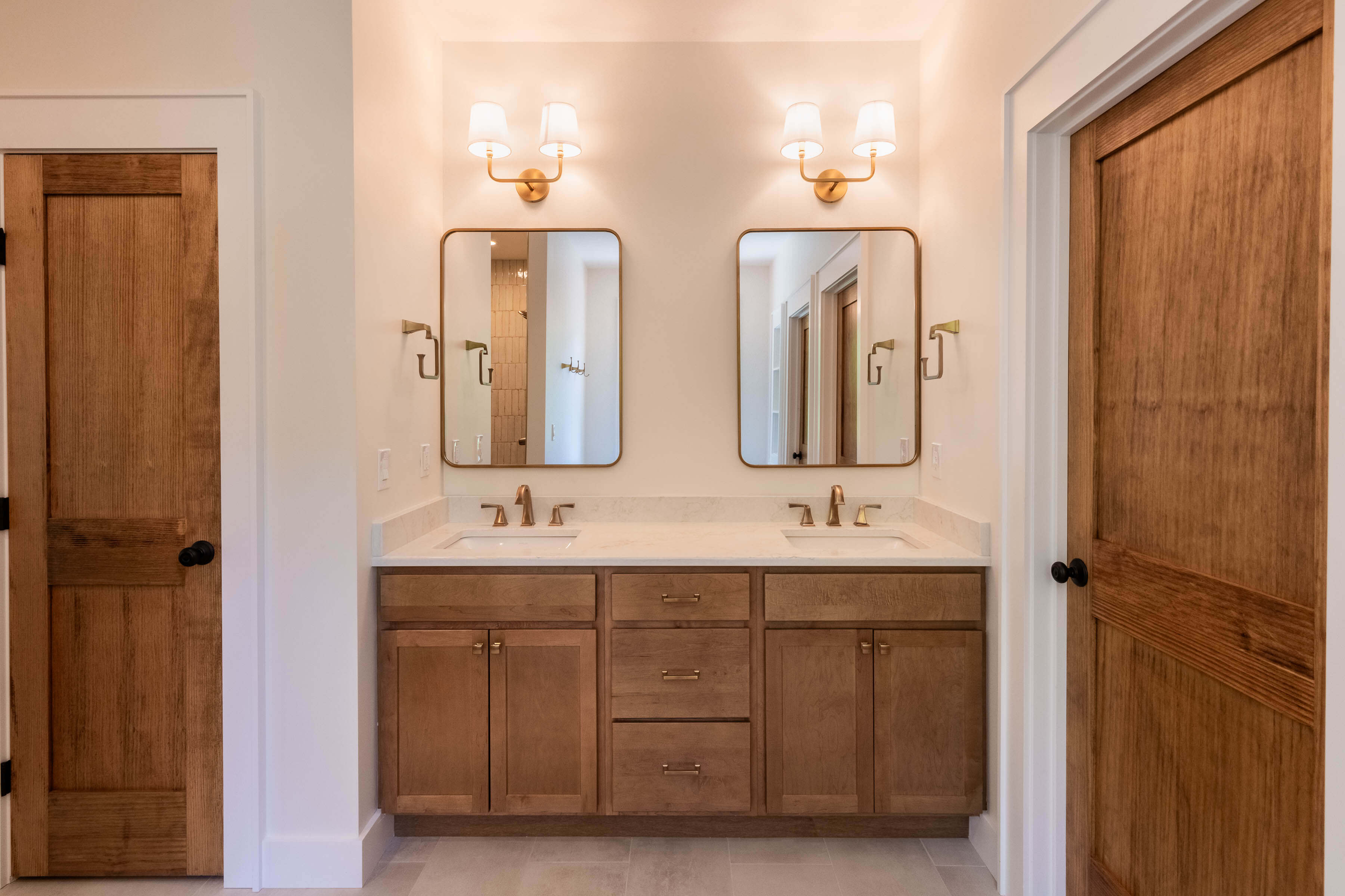 Stonsefir-Sundrops Master Bath