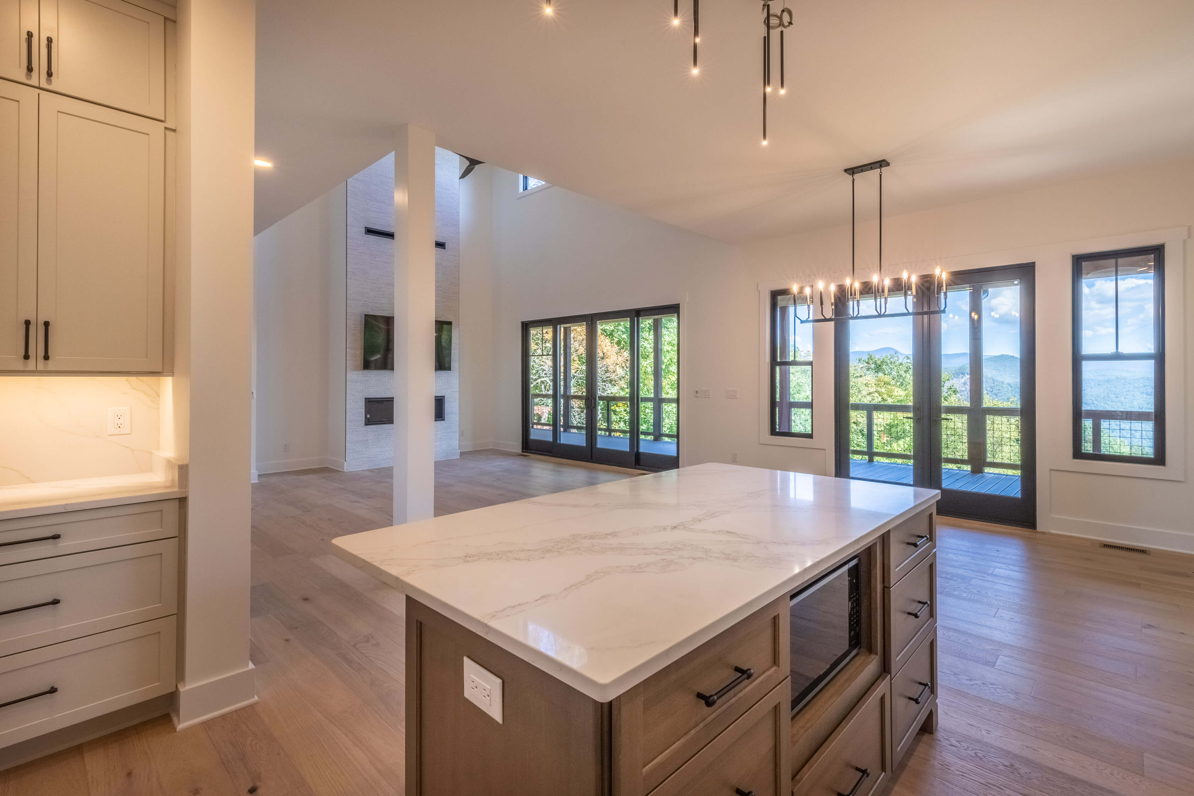 Sill Open Living Room 1