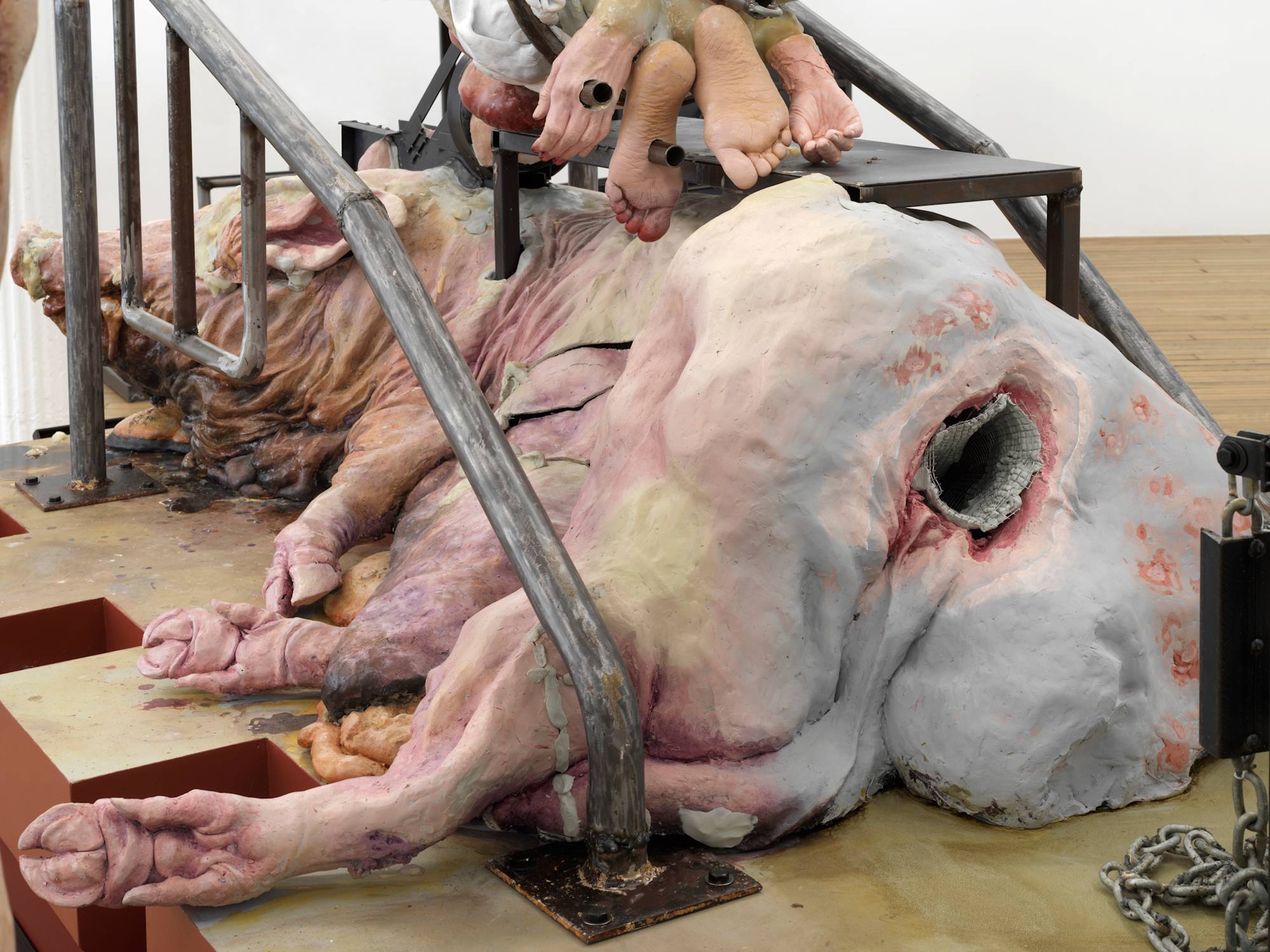 A large abstract sculpture depicting the body of a large pig.