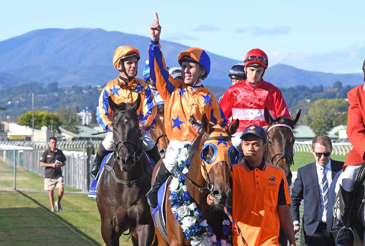 2 - La Dorada & Hostility