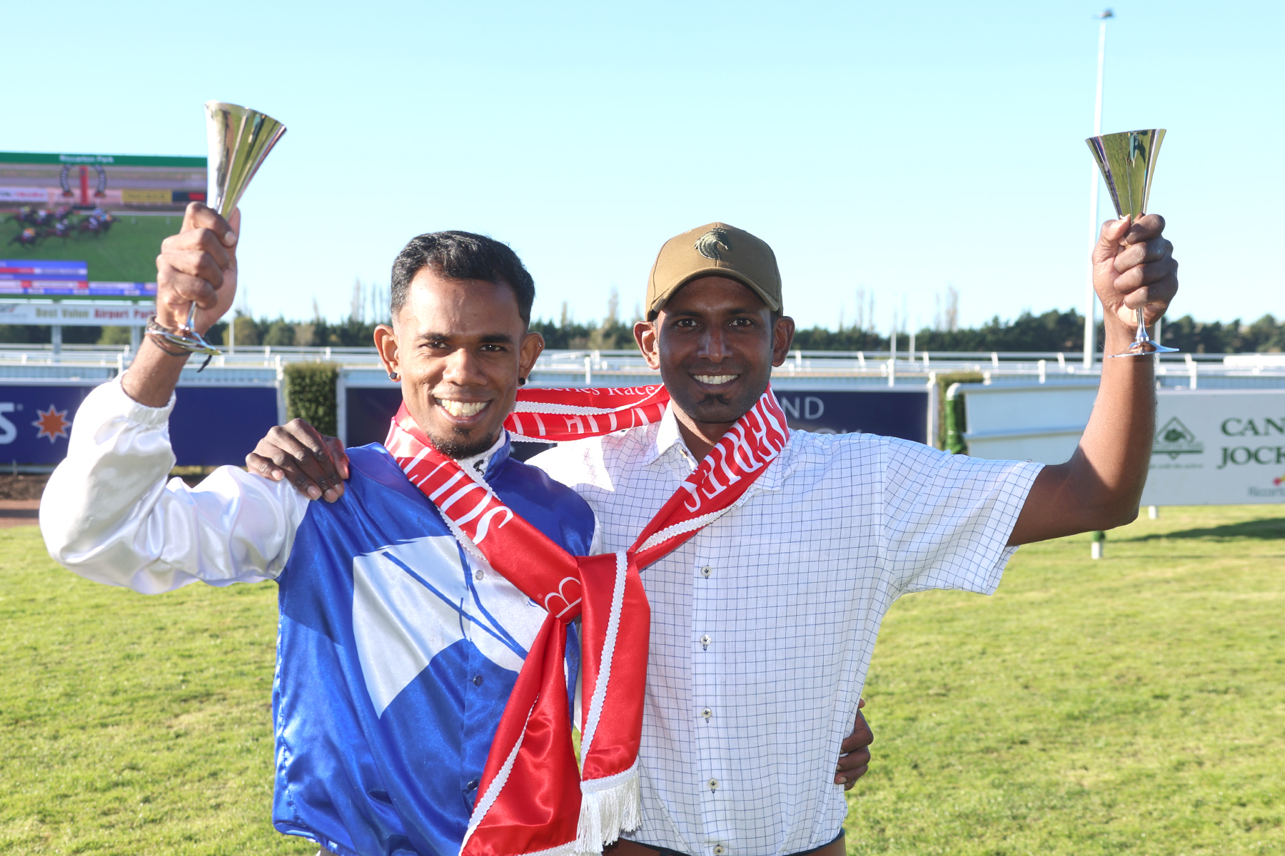 Brothers in arms thriving in their shared environment