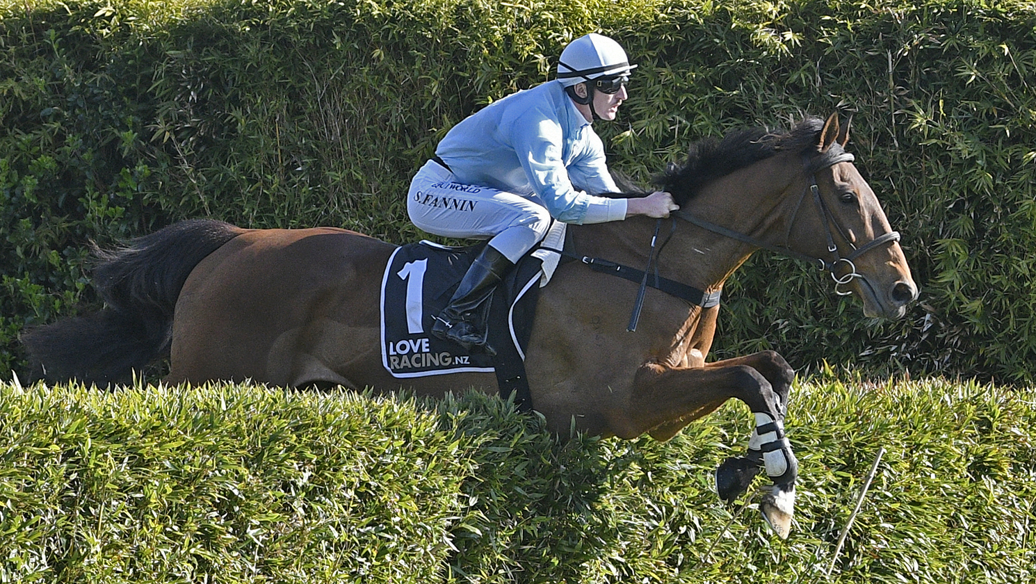 Legendary jumper West Coast defends Great Northern crown