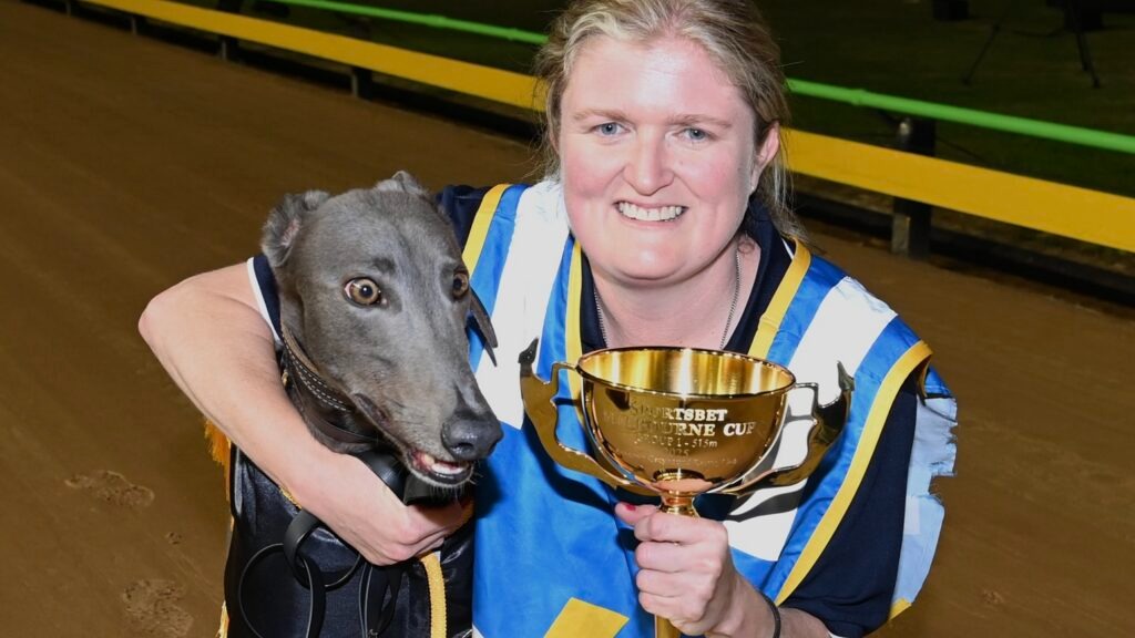 Canya Mayhem crushes Melbourne Cup field