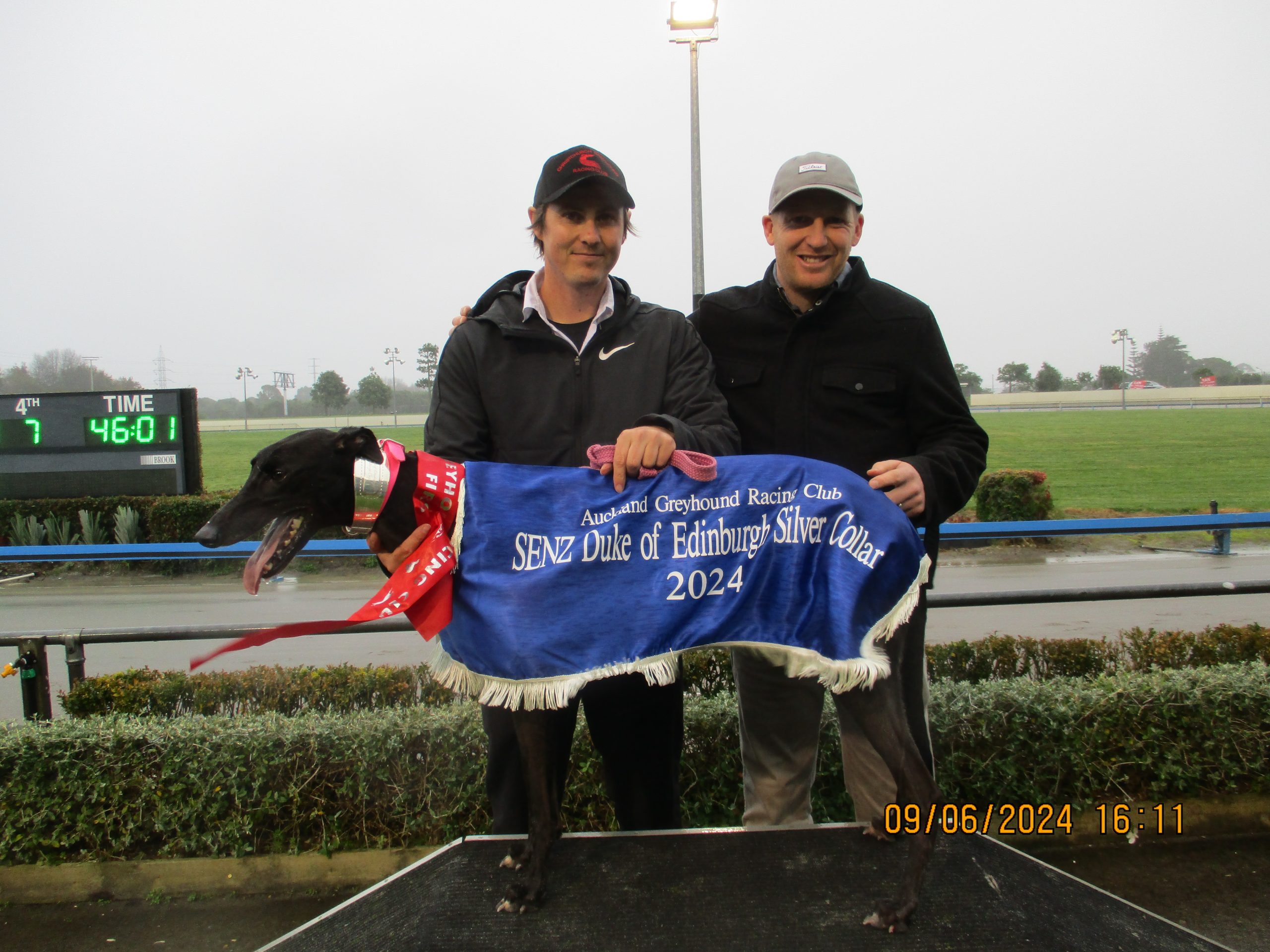 High class chasing action gets underway this evening