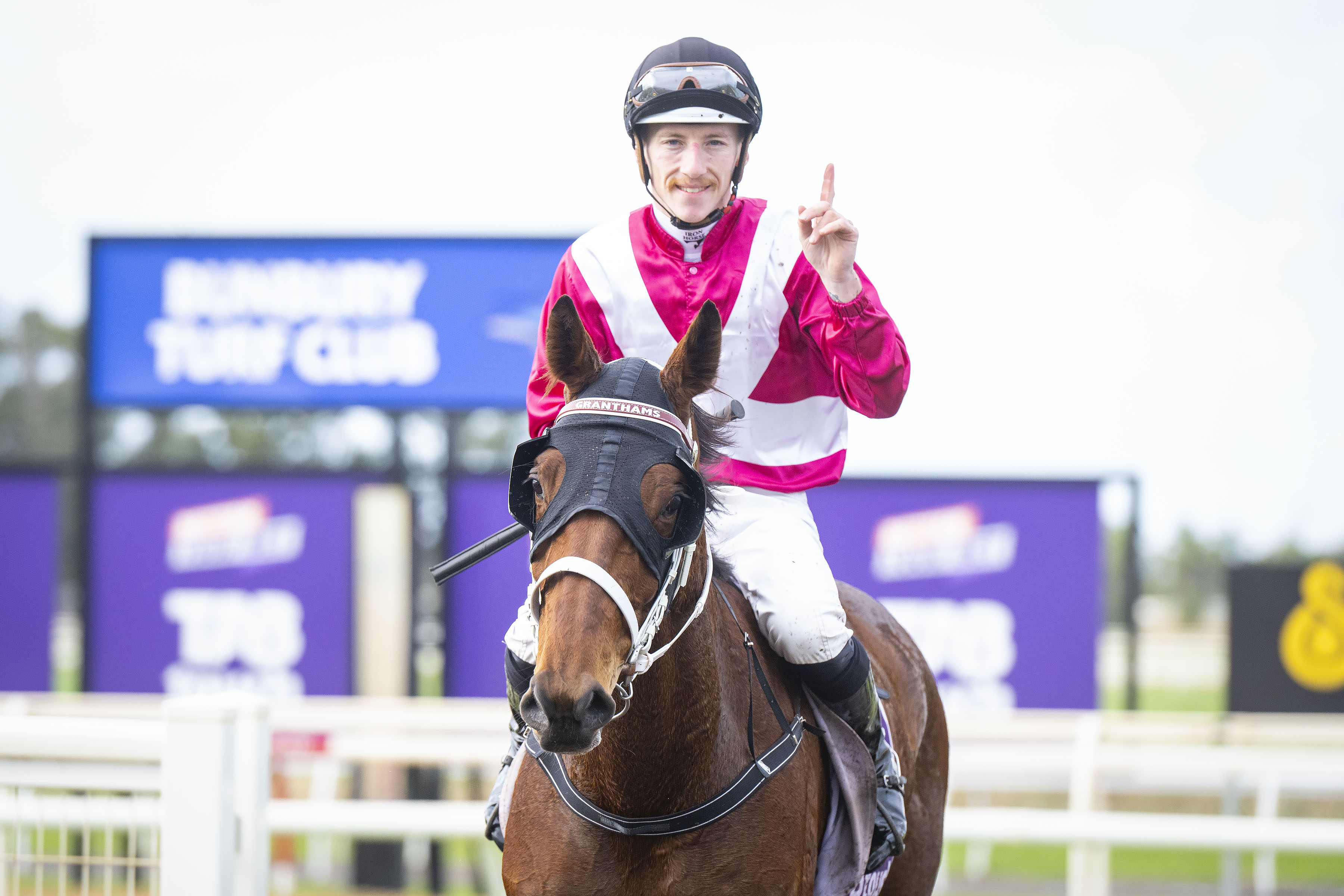 Arcadia Park captures Aquanita Stakes