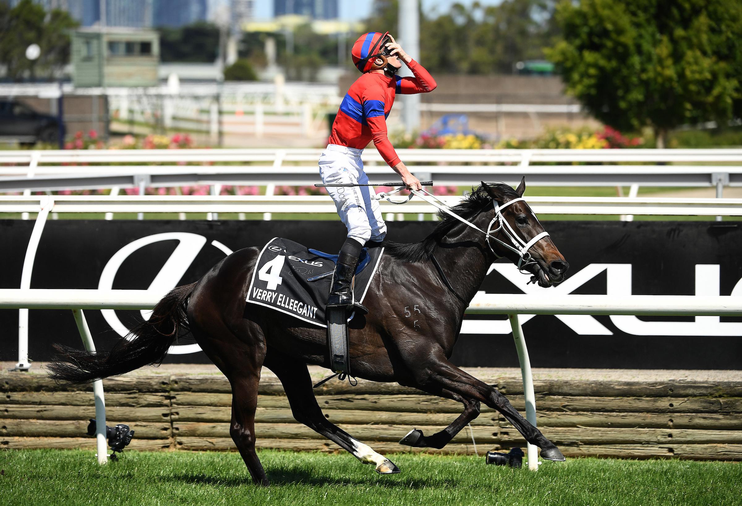 211102 MelbourneCup 11