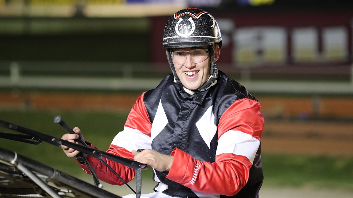 Captain Cool delivers special win for Newman family