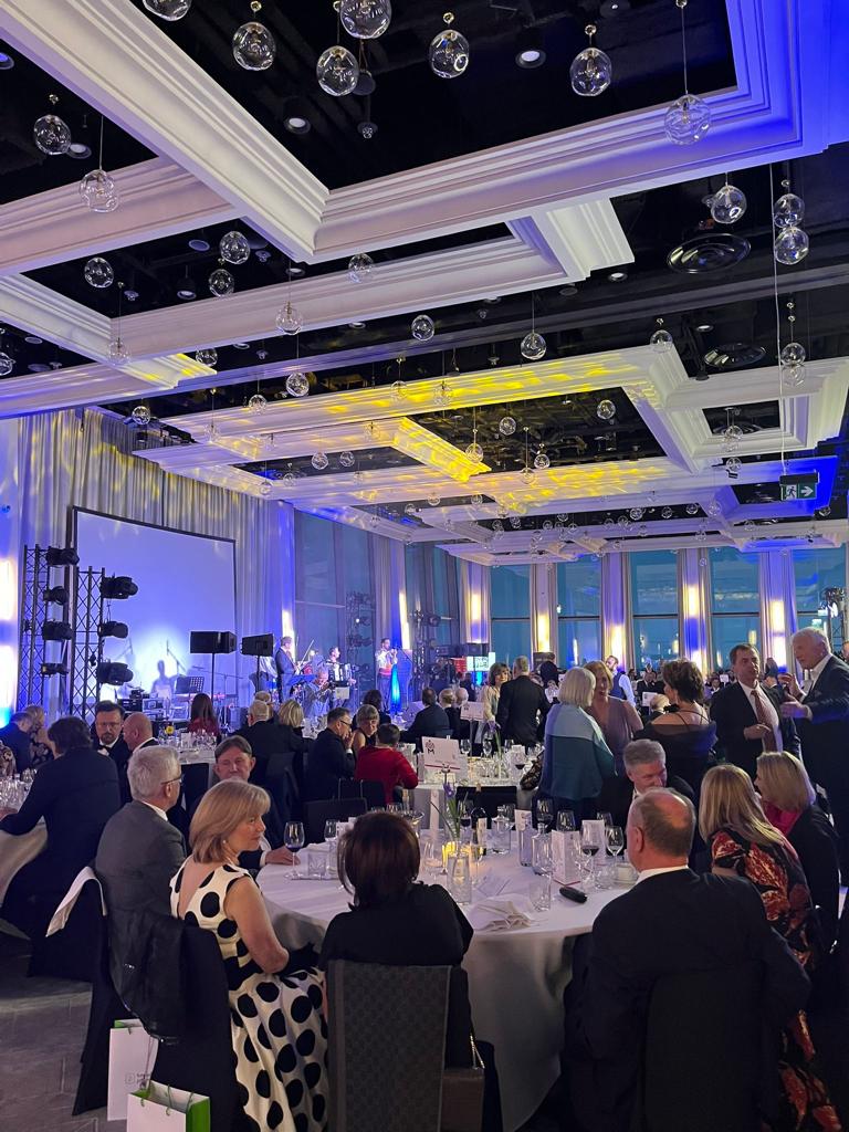 Bal charytatywny - Charytatywny Bal z Sercem - Fundacja Hospicyjna
