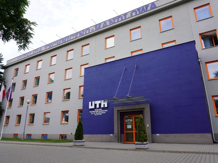UTH Warszawa