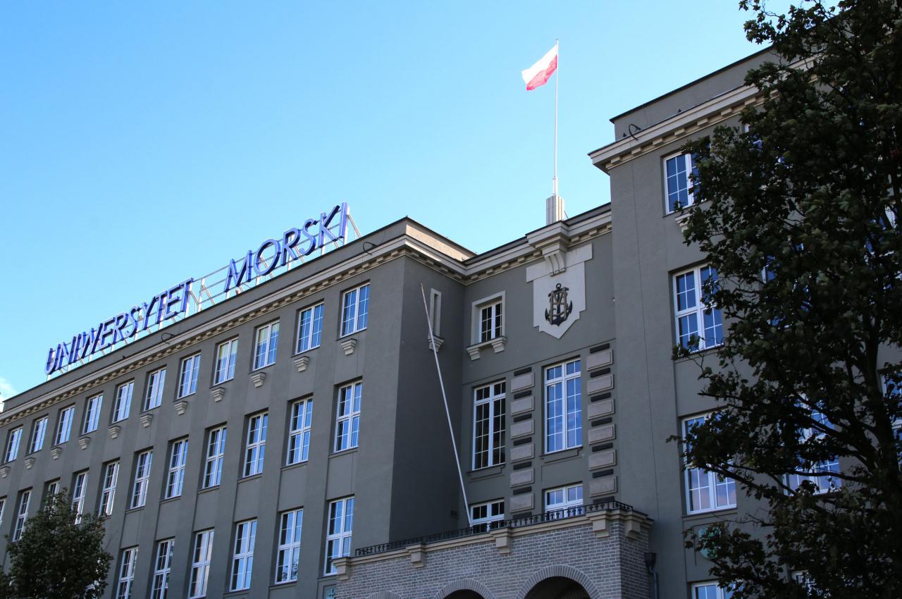 Uniwersytet Morski Omida VLS