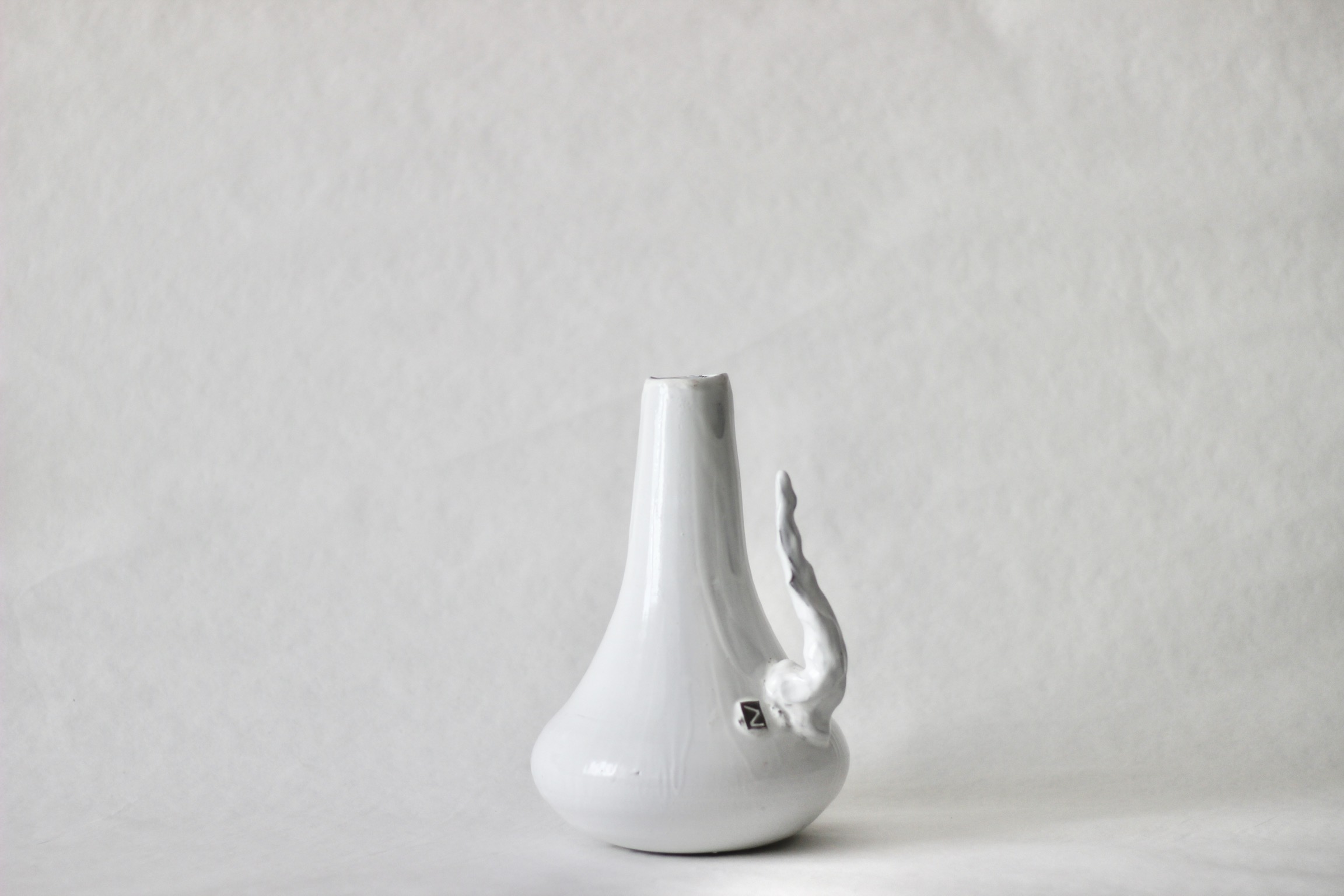 Sprouted Freeform Vase – Handmade Ceramic Art (€230.00)