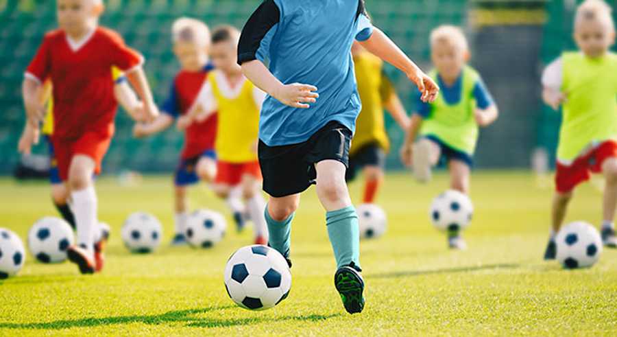 Kids-at-soccer-training
