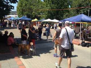 Parkside Community Markets in Goulburn