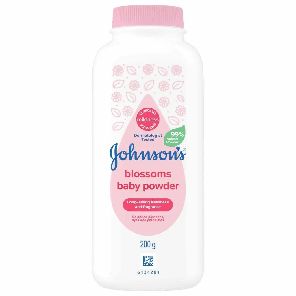 Johnson's ® Blossoms Baby Powder image 4