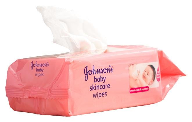 JOHNSON’S® Skincare wipes