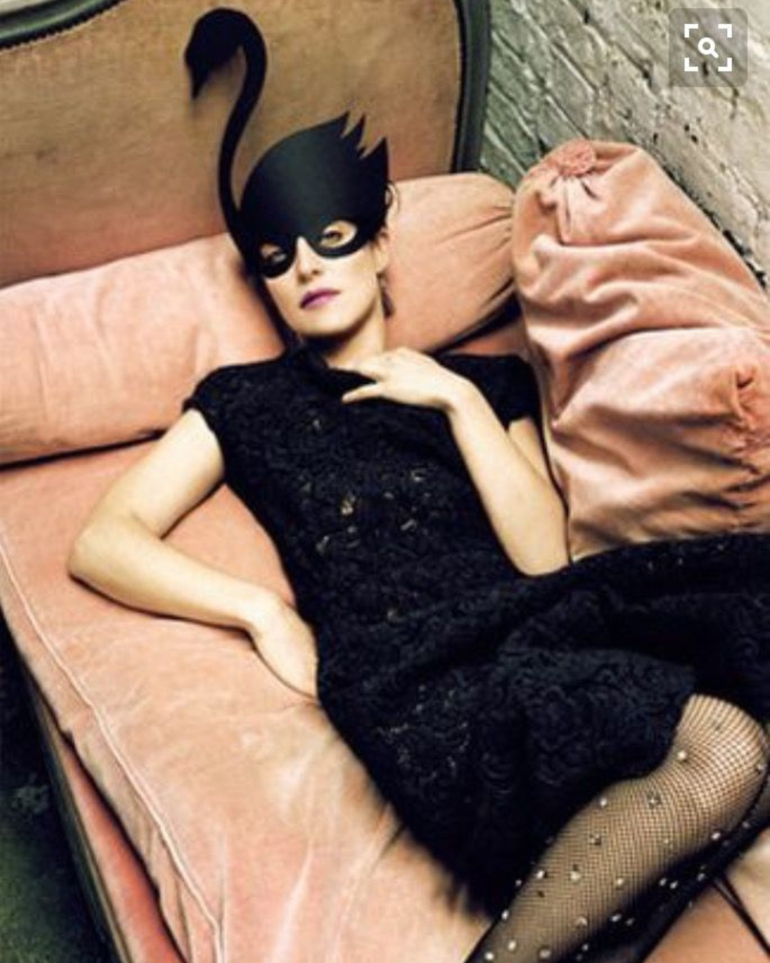 Edito Halloween Black Swan