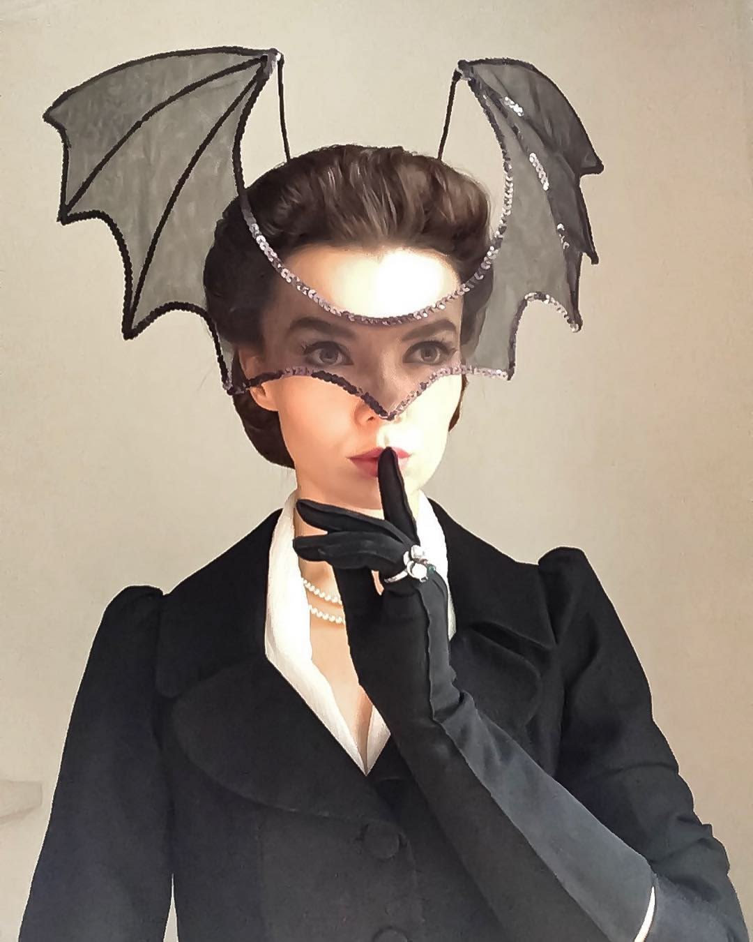 Sophisticated bat lady halloween