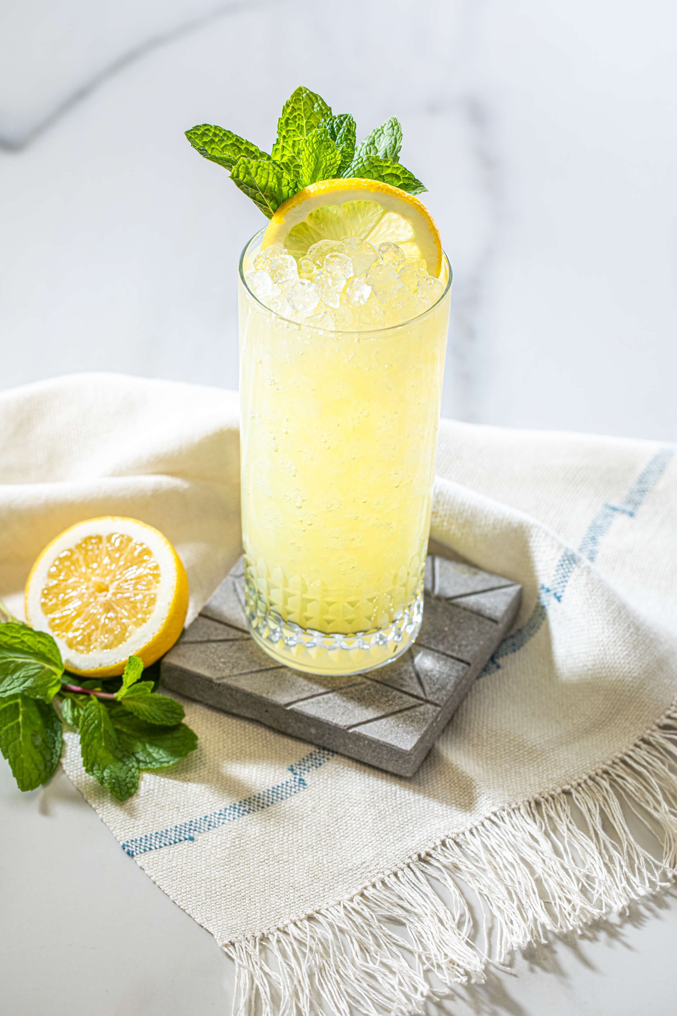 Casa Mint Lemonade Secondary Image