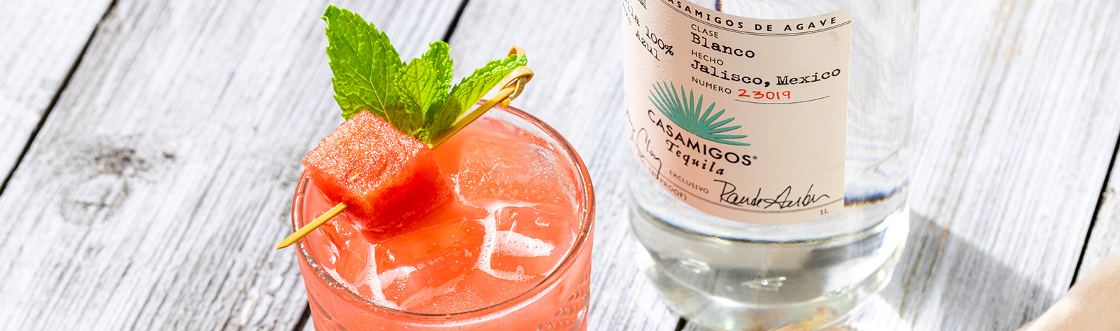 Casa Refresher Hero