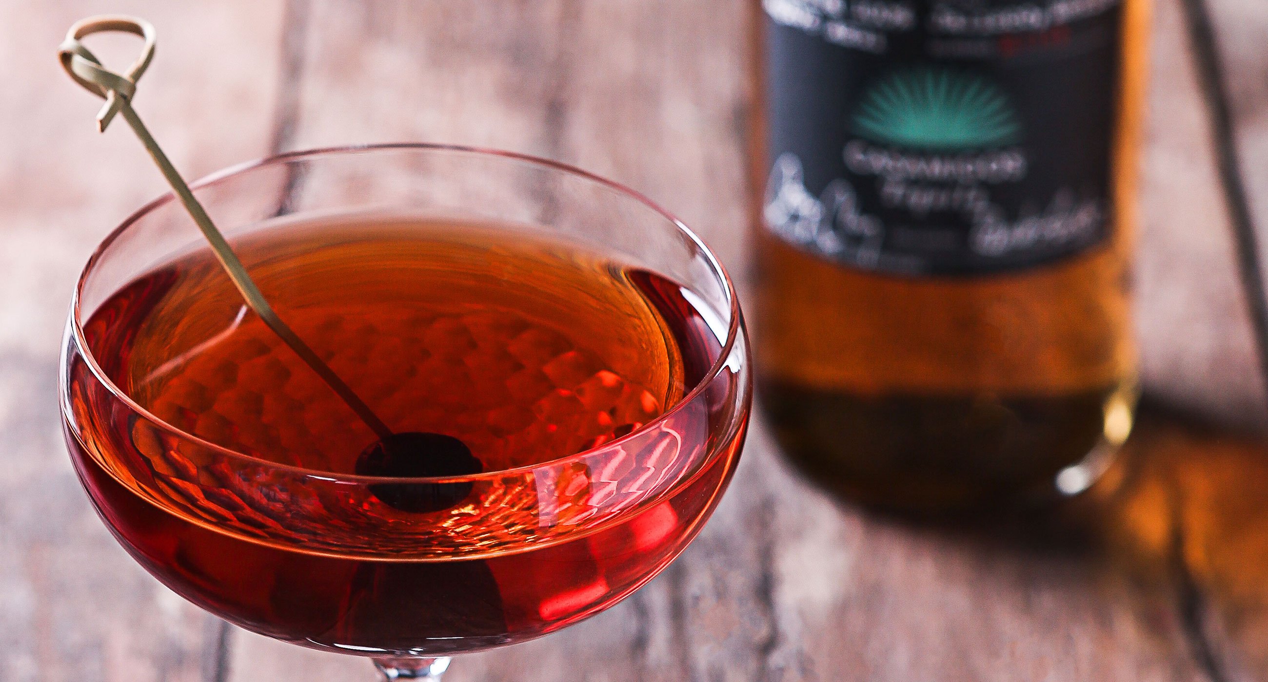 Anejo Manhattan Hero