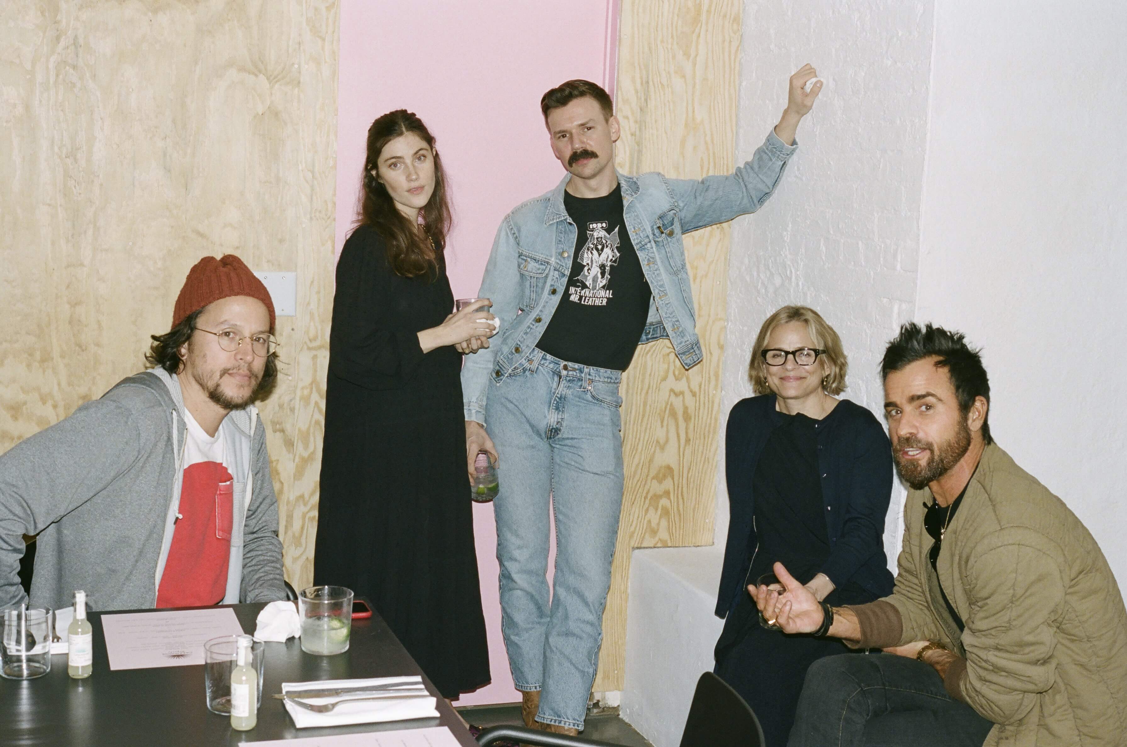 Justin Theroux Dinner Party Hero