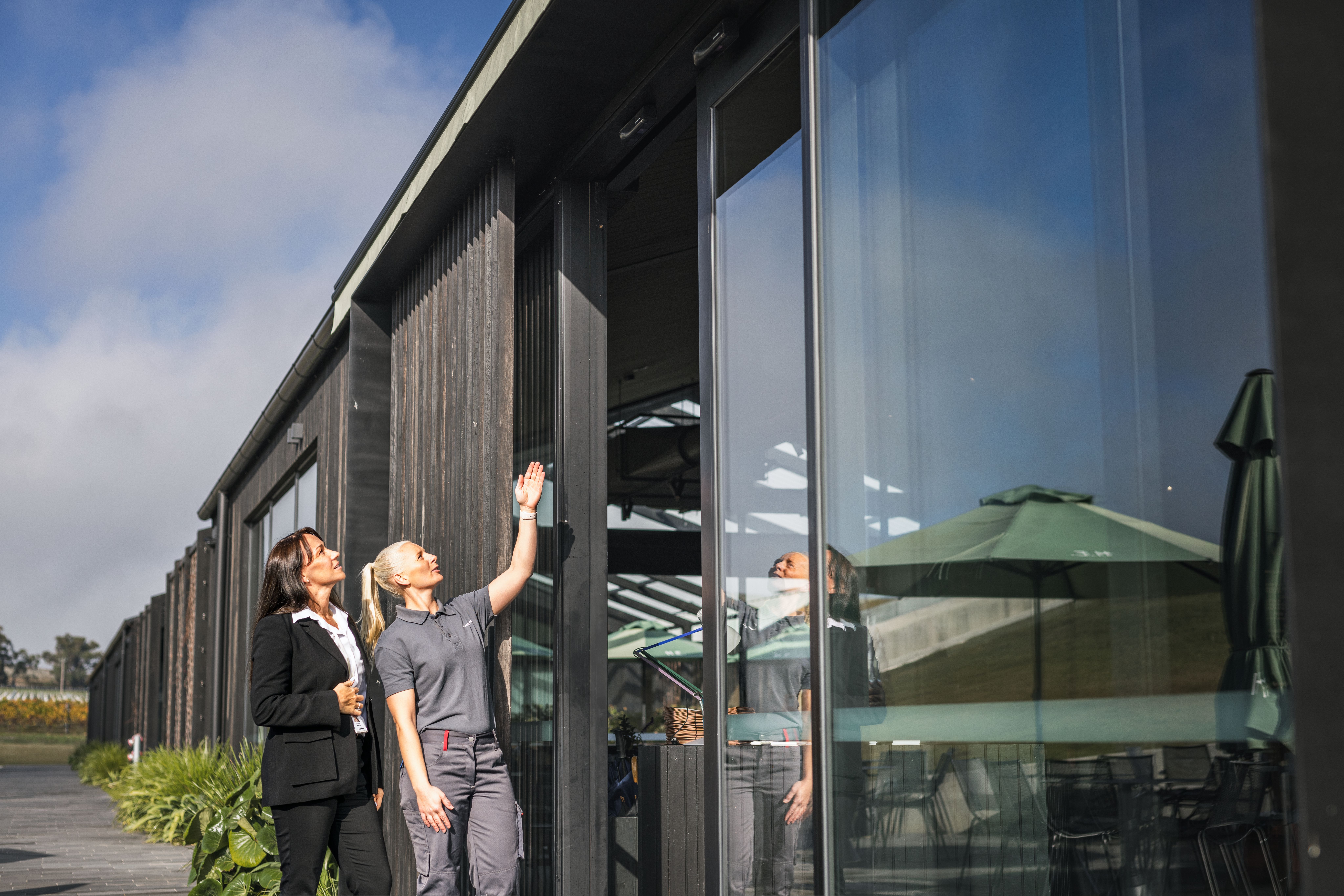 IM SERVICE 779077 web-jpeg 