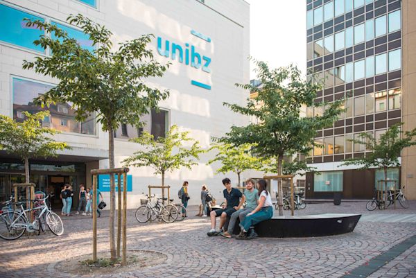 Serramenti, Design e componenti - Maggio 2024