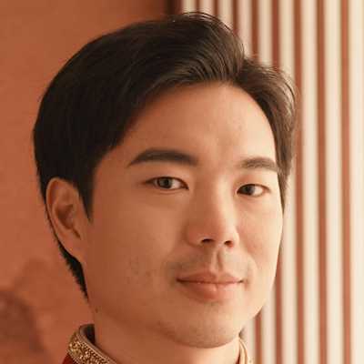 headshot of Jonathan Mei
