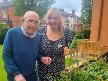 Atherton in bloom: Community brings care village garden ambitions to fruition