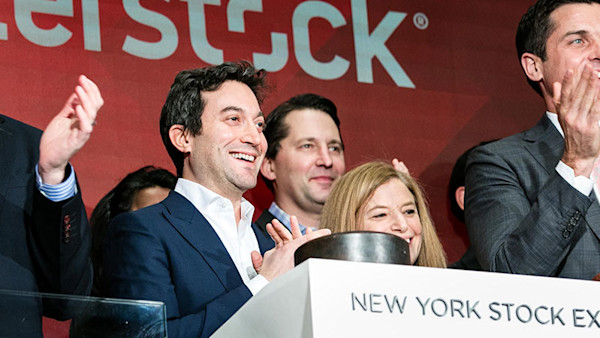 leadership-placeholder-opt leadership-placeholder-opt